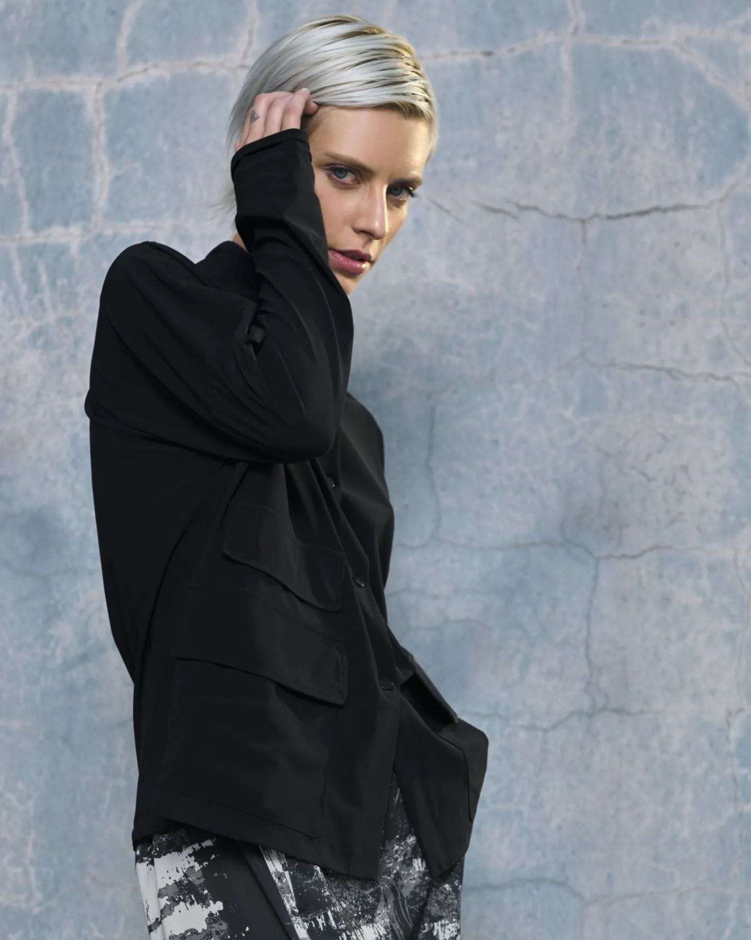 Women Alembika Matrix Tech Jacket, Black