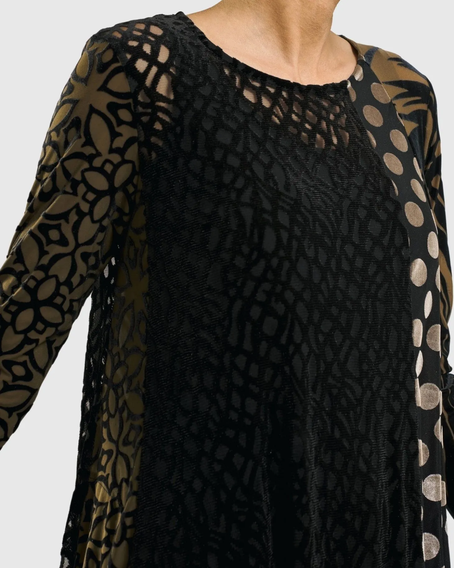 Women Alembika Medallion A-Line Dress, Gold