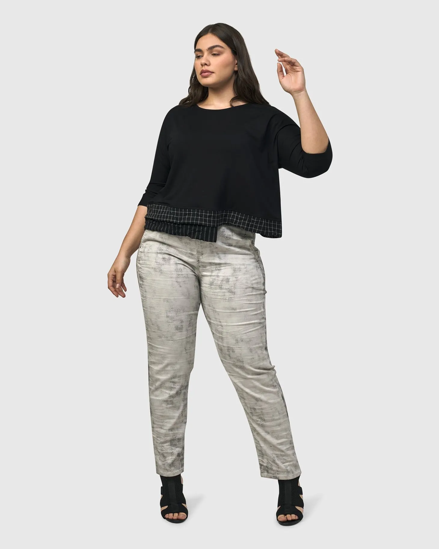 Women Alembika Medusa Asymmetric Boxy Tee, Mix
