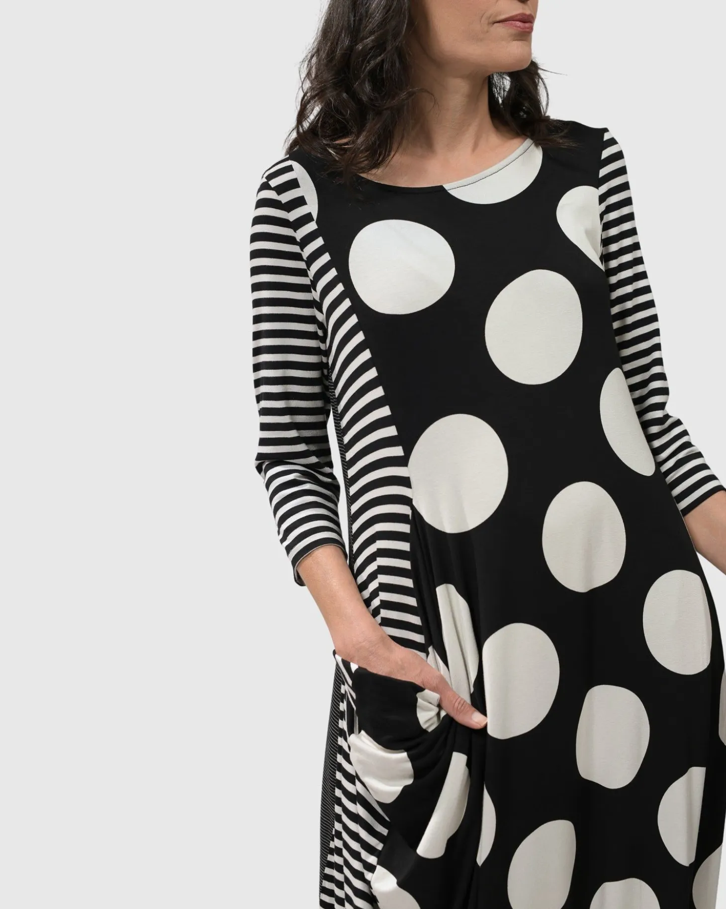 Women Alembika Minnie Midi Dress Mono