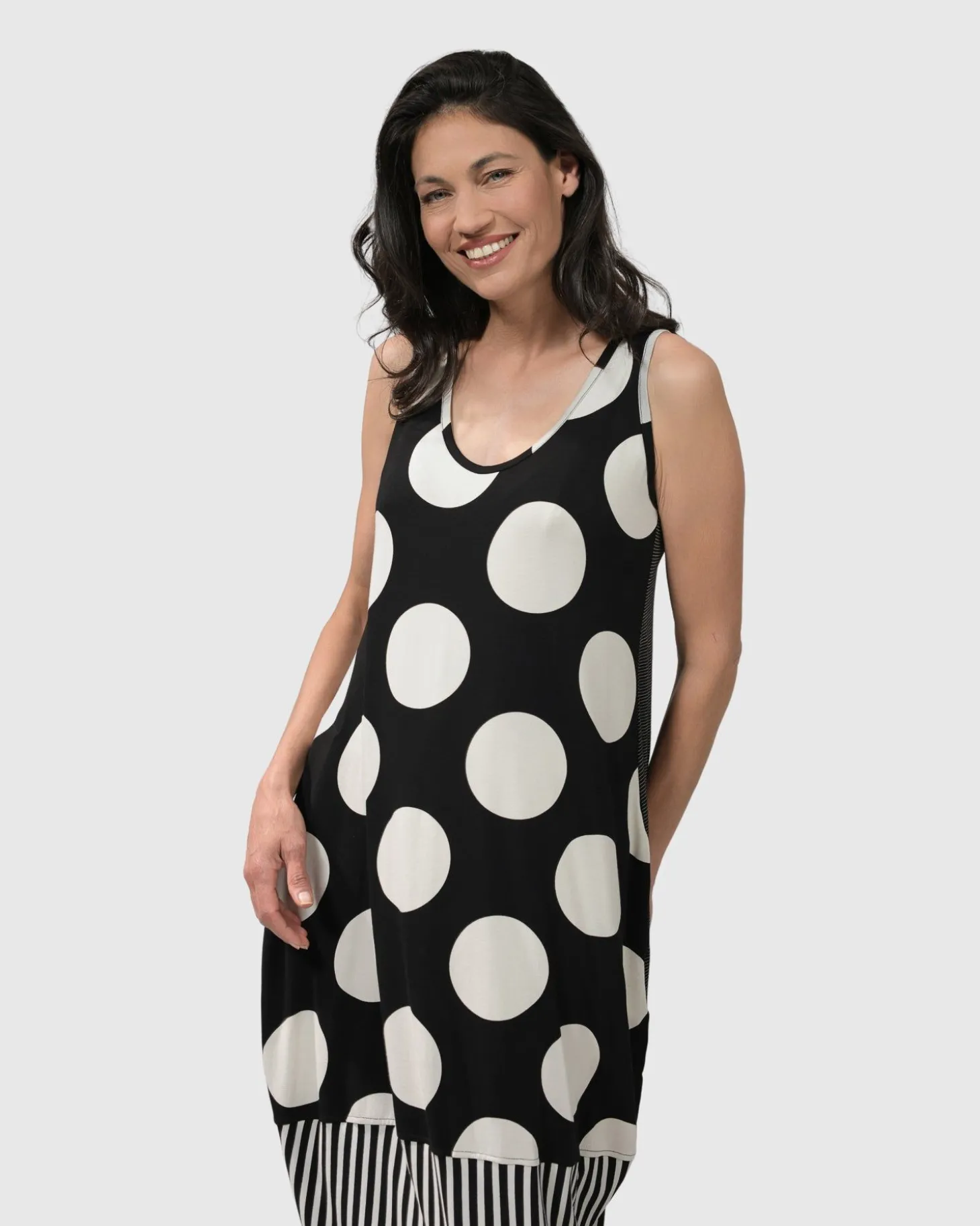 Women Alembika Minnie Sleeveless Midi Dress Mono