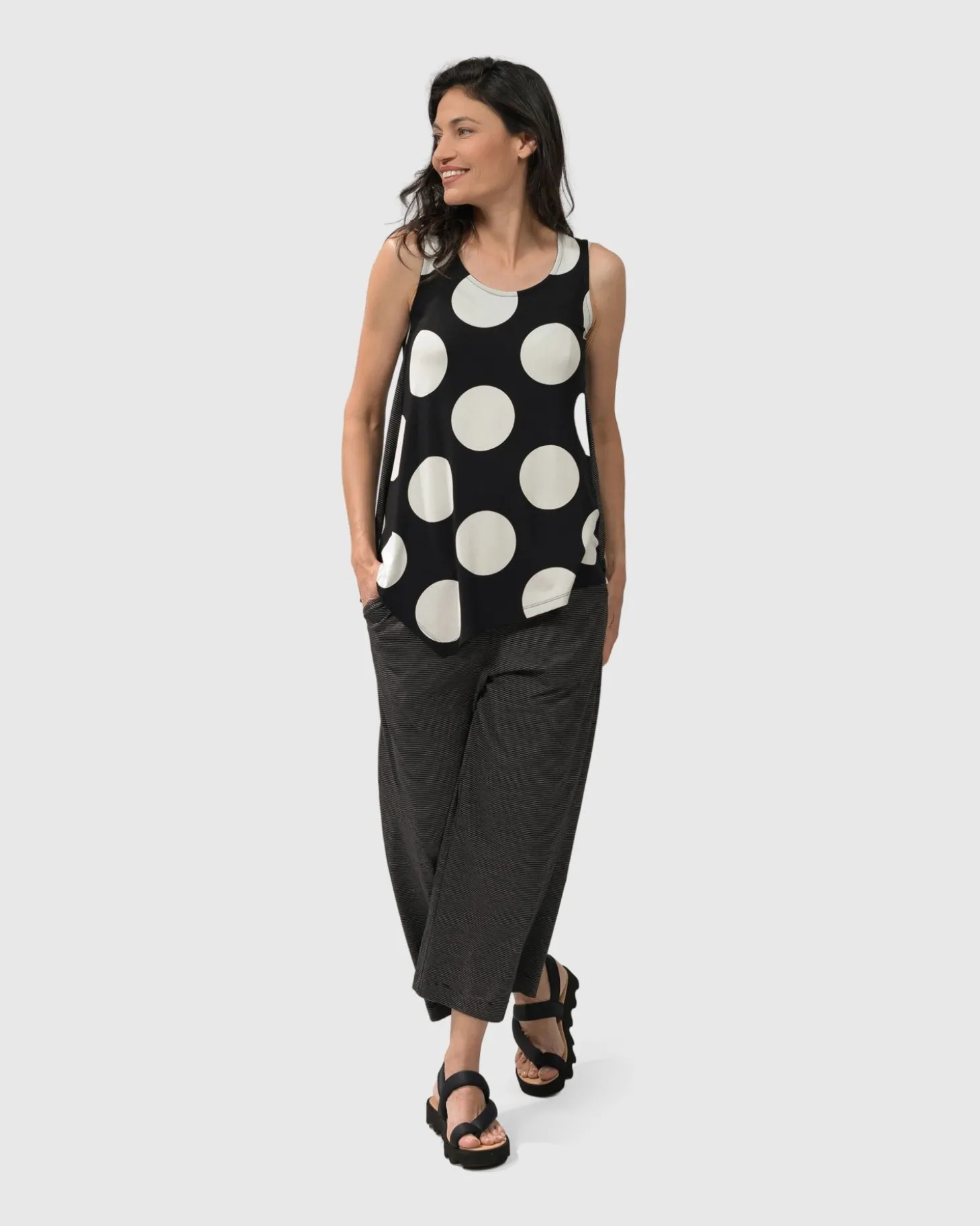 Women Alembika Minnie Sleeveless Uptown Top, Mono