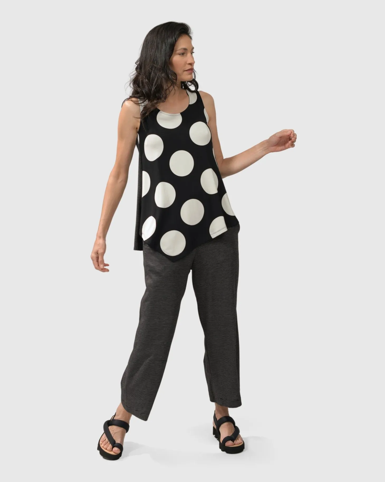 Women Alembika Minnie Sleeveless Uptown Top, Mono