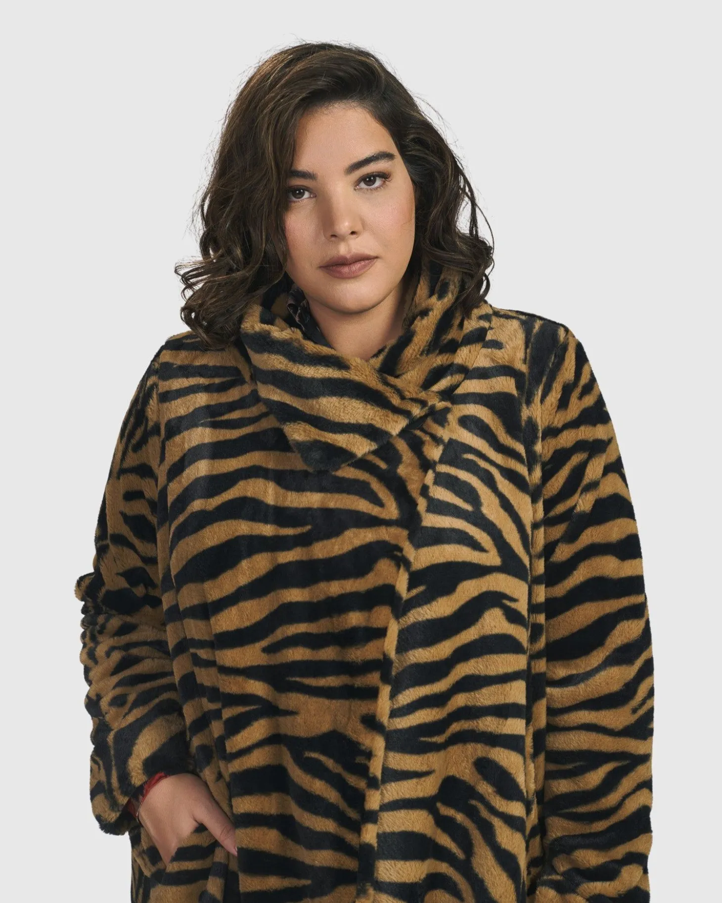 Women Alembika Modern Museum Jacket