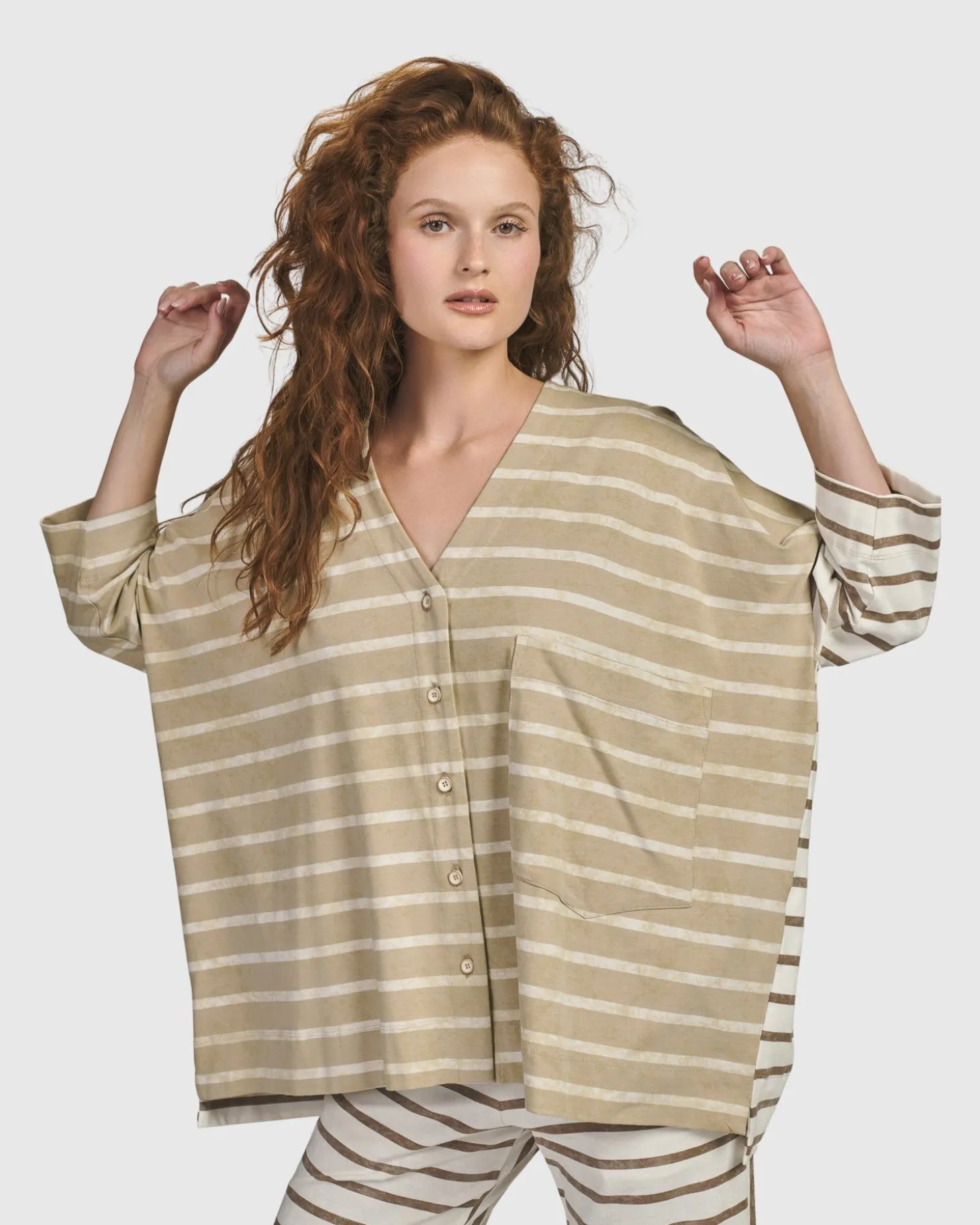 Women Alembika Oasis Oversized Cardigan, Tan