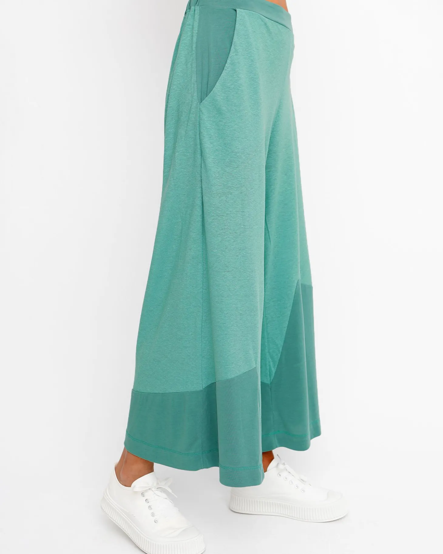 Women Alembika Ozai N Ku Cropped Wide Leg Pants, Green