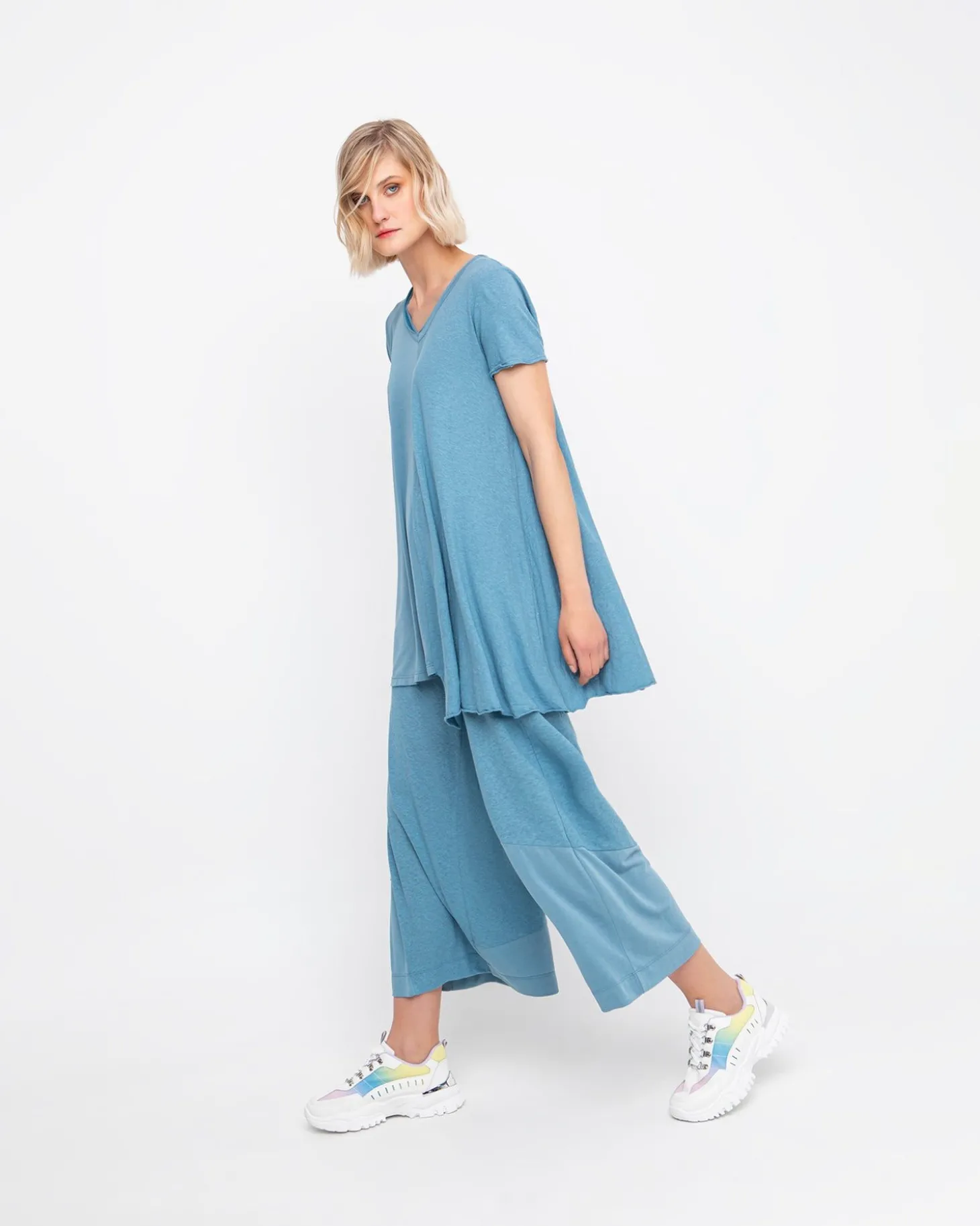 Women Alembika Ozai N Ku Cropped Wide Leg Pants, Azure