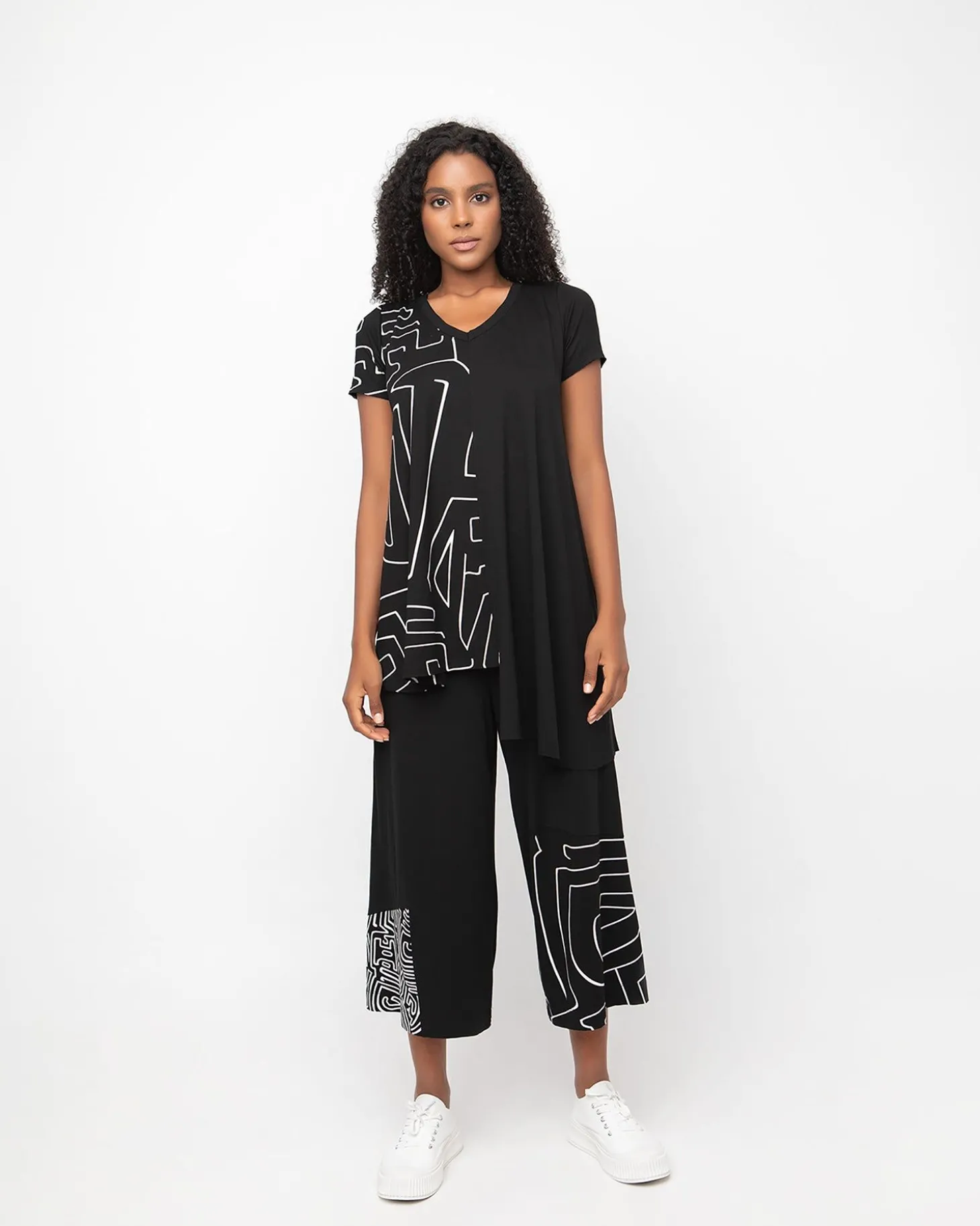 Women Alembika Ozai N Ku Demi Tee, Mitos