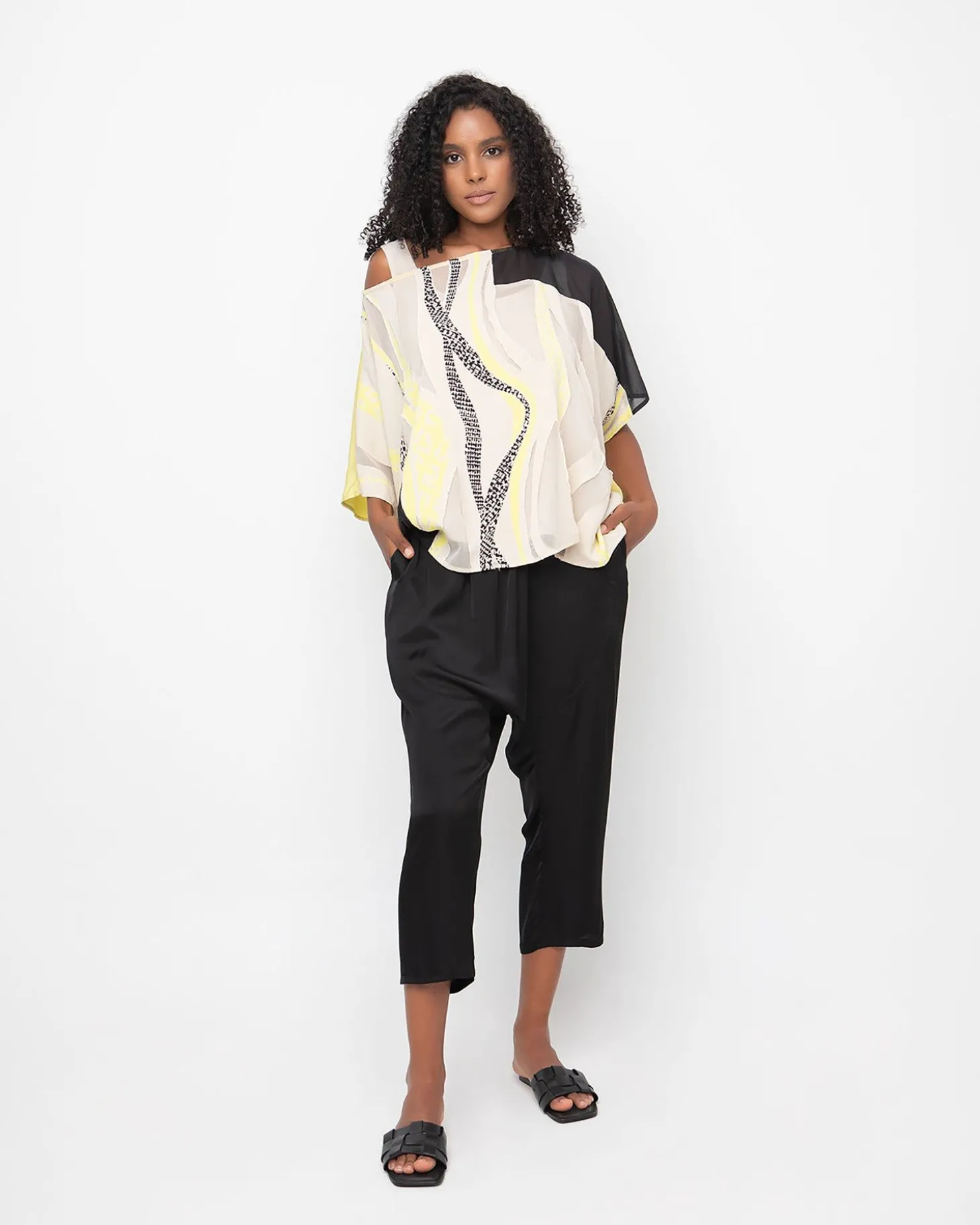 Women Alembika Ozai N Ku Gossamer Top, Boa