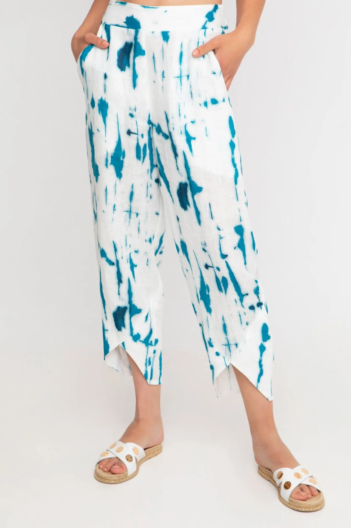 Women Alembika Ozai N Ku Island Linen Tulip Pants, White/Turquoise