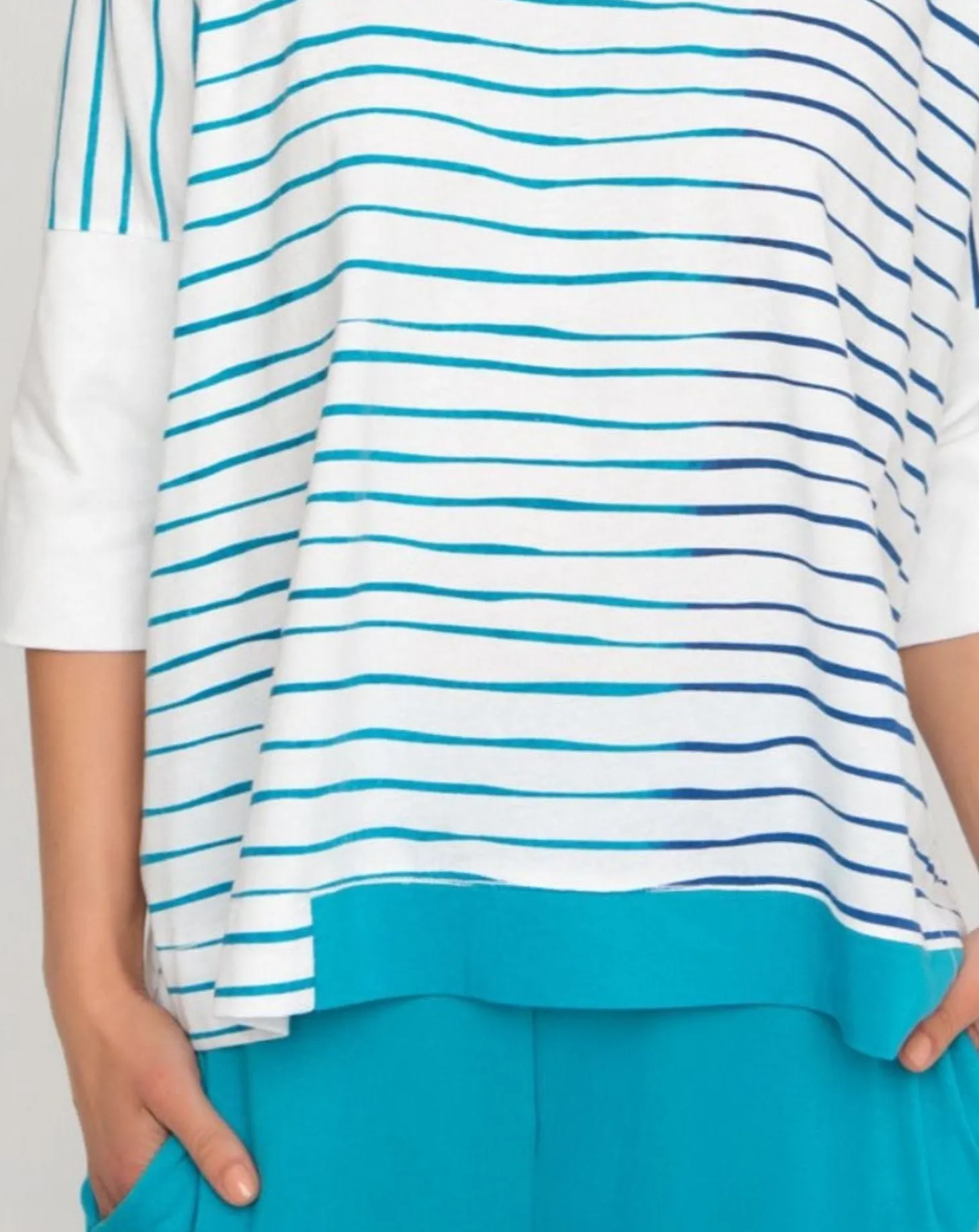 Women Alembika Ozai N Ku Oversized Top, Rivulet