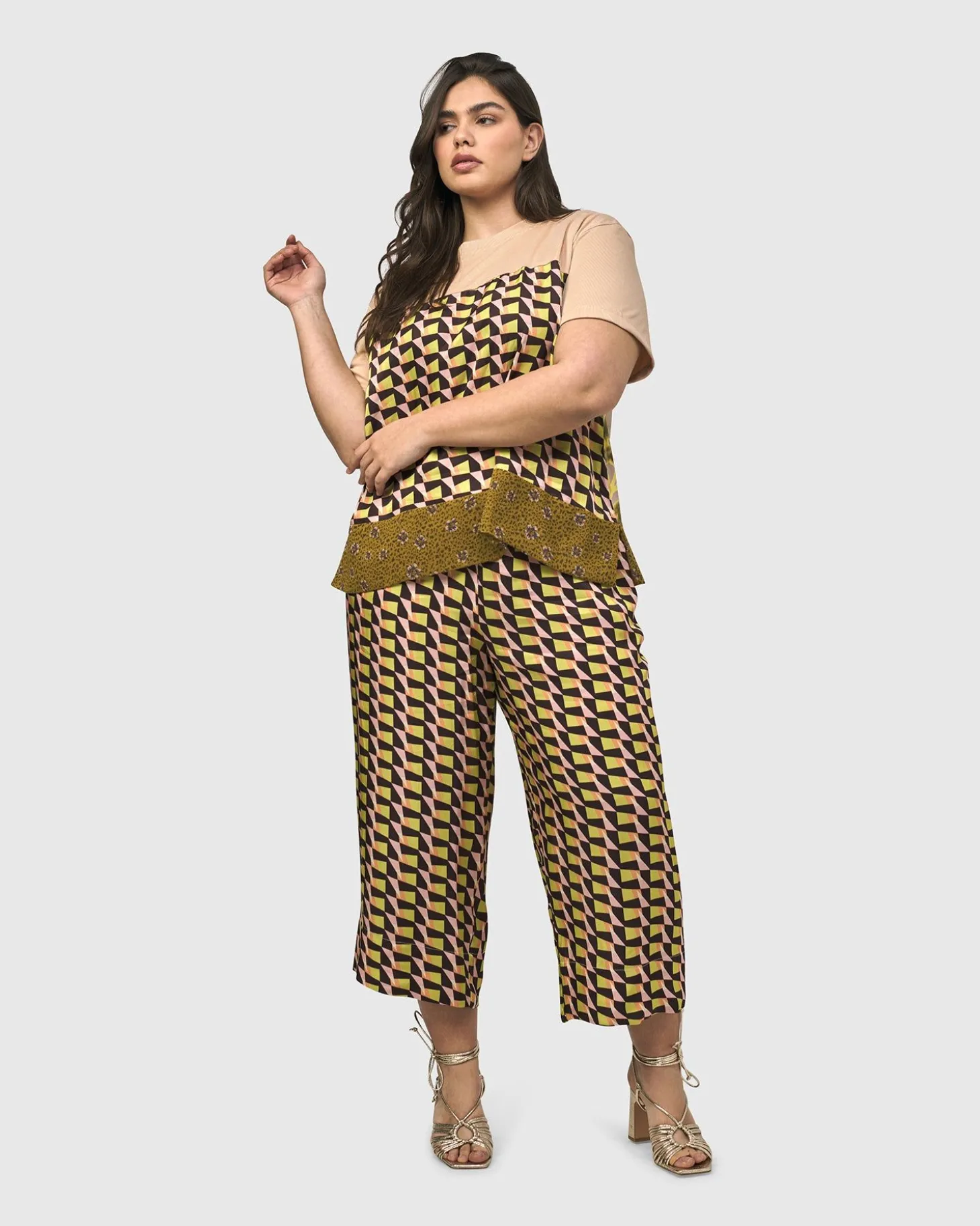 Women Alembika Penrose Pants, Geometric