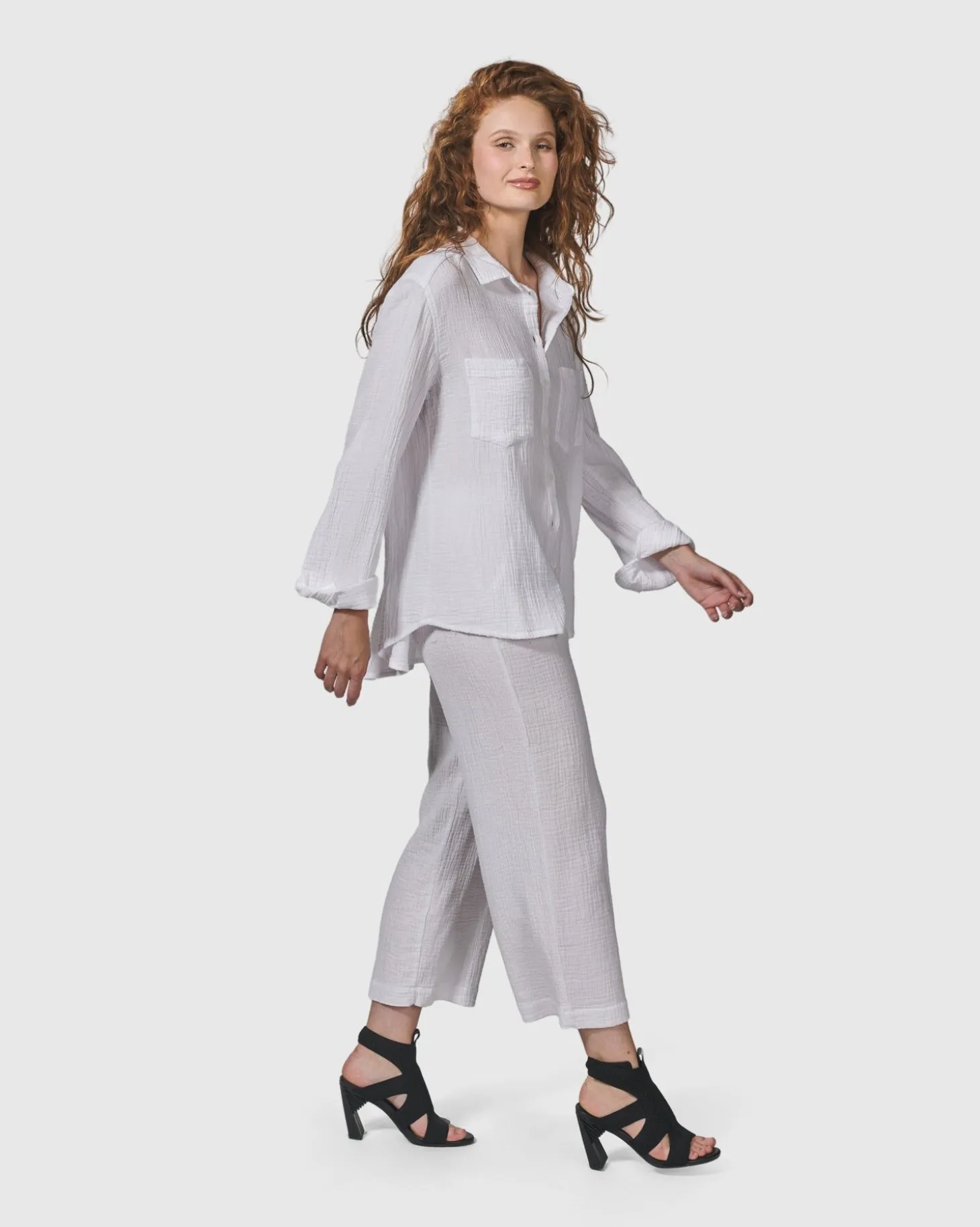 Women Alembika Recreation Button Down Top, White