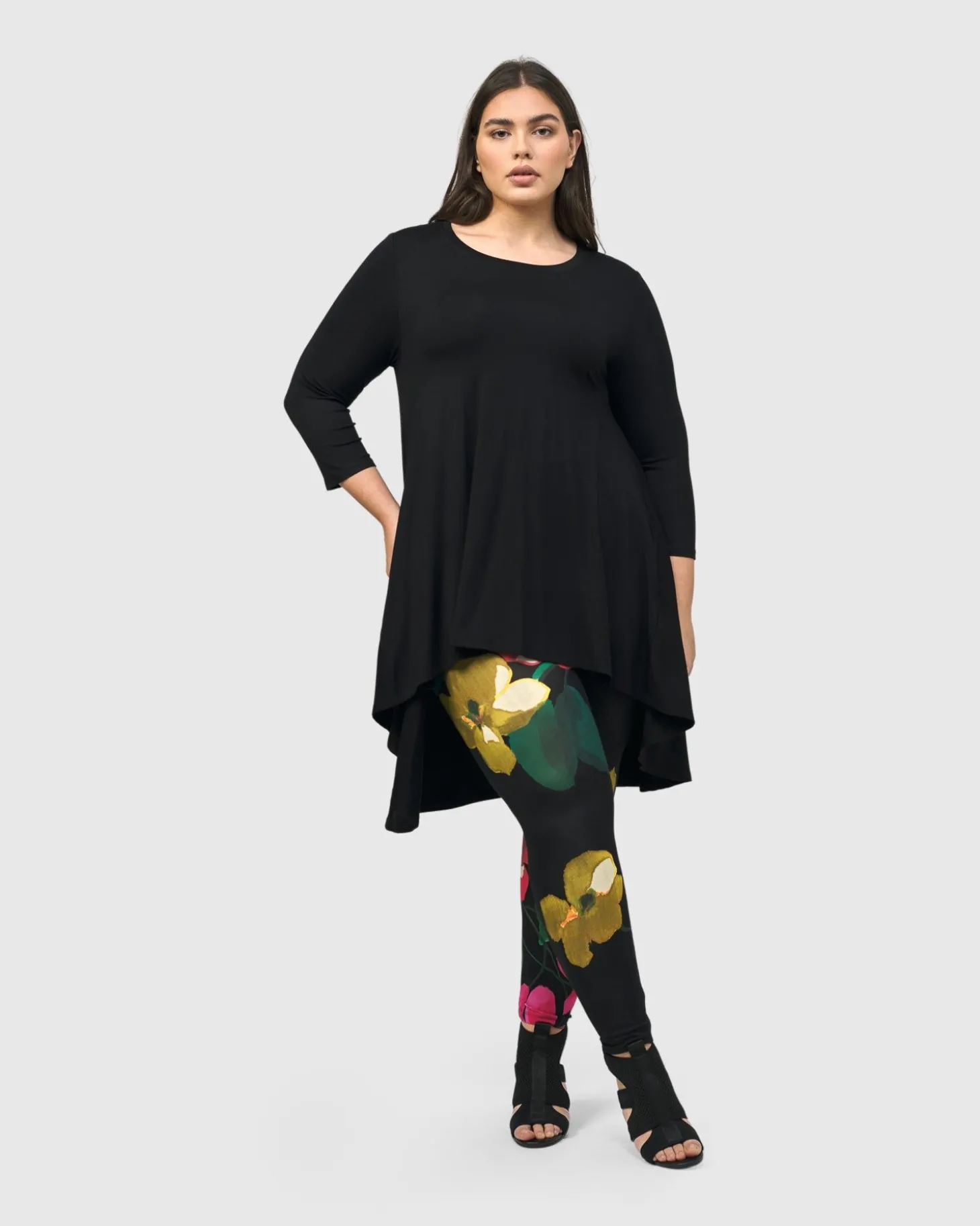 Women Alembika Sangria Leggings, Garden