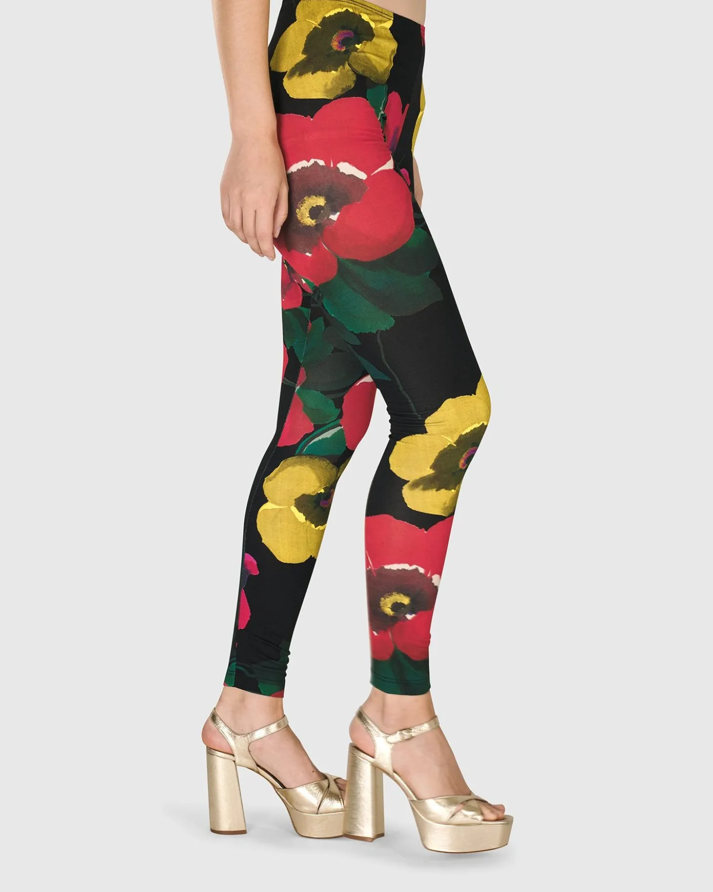 Women Alembika Sangria Leggings, Garden
