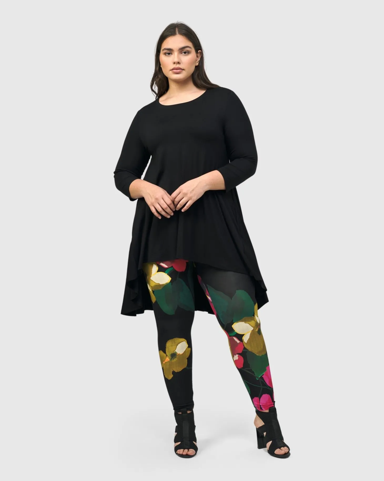 Women Alembika Sangria Leggings, Garden