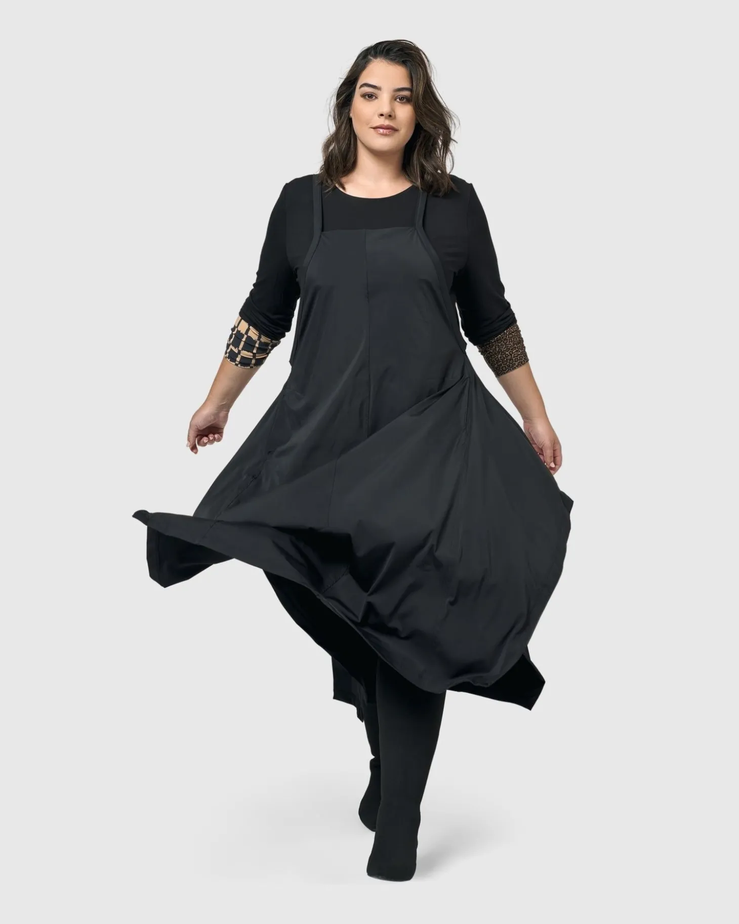 Women Alembika Shelley Apron Dress, Black