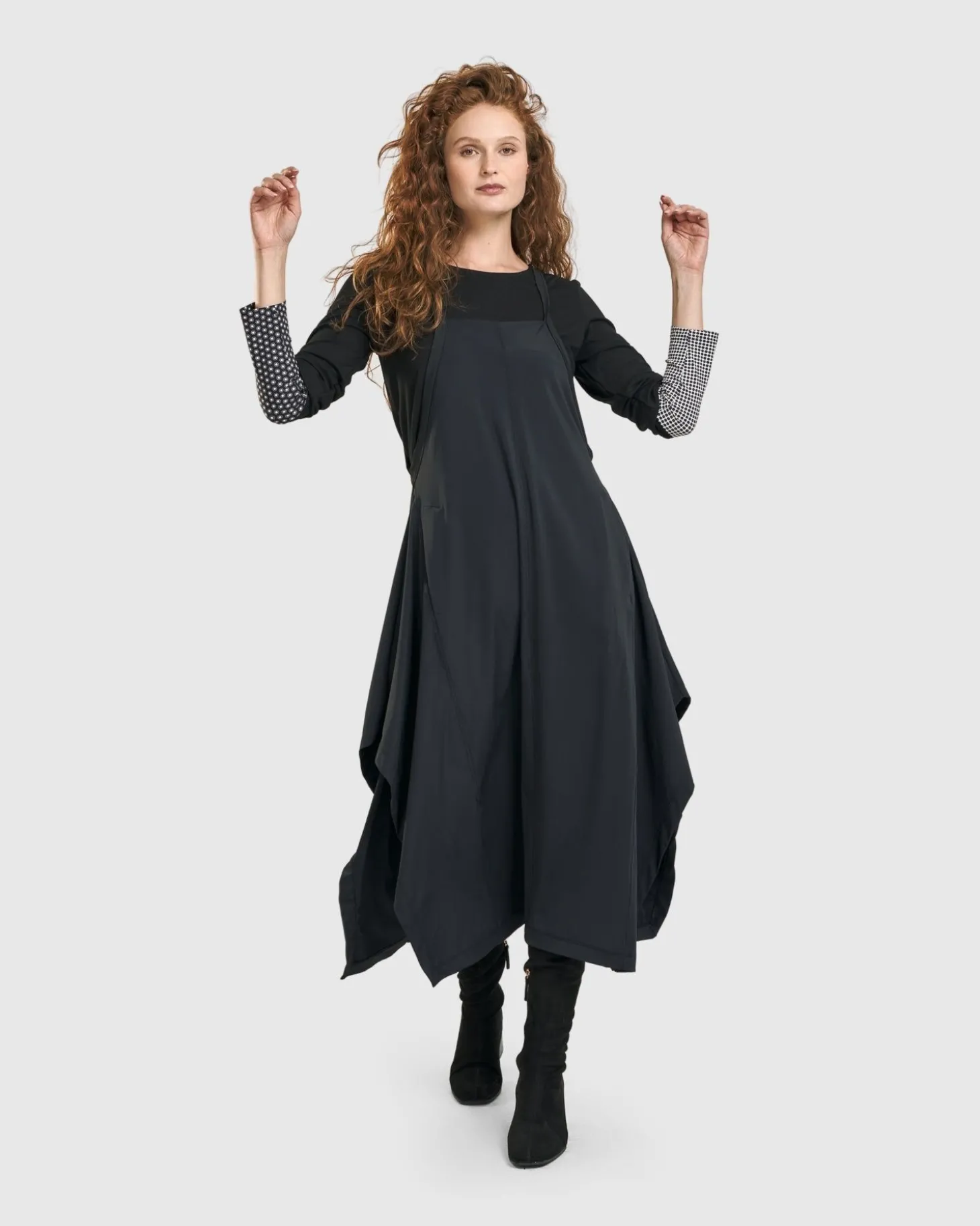 Women Alembika Shelley Apron Dress, Black