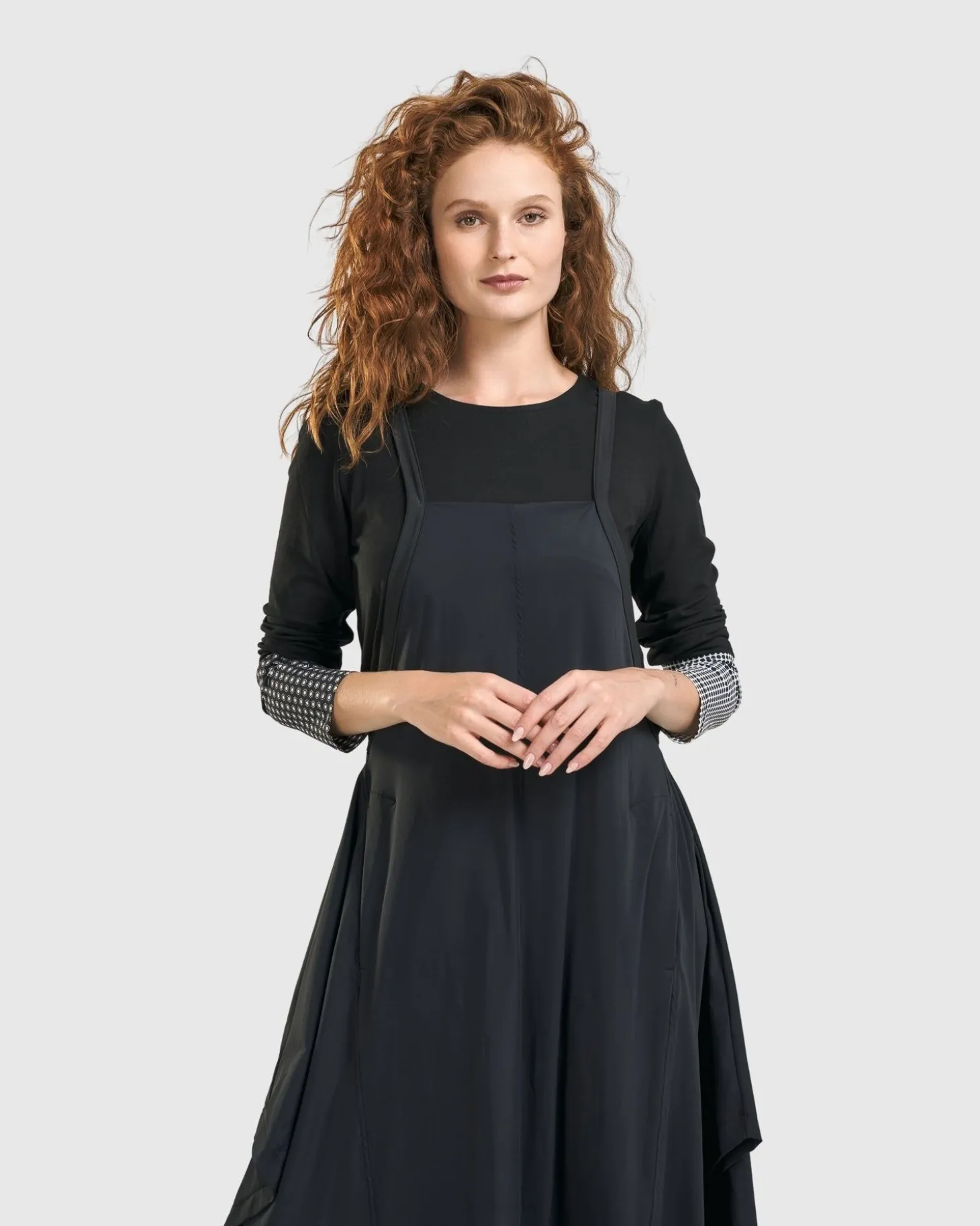 Women Alembika Shelley Apron Dress, Black