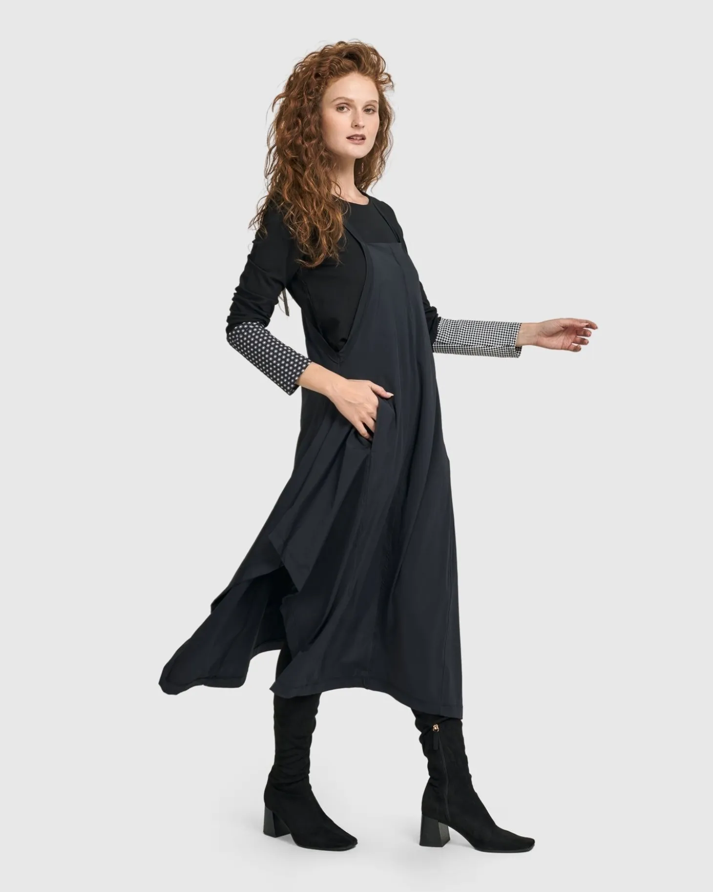 Women Alembika Shelley Apron Dress, Black