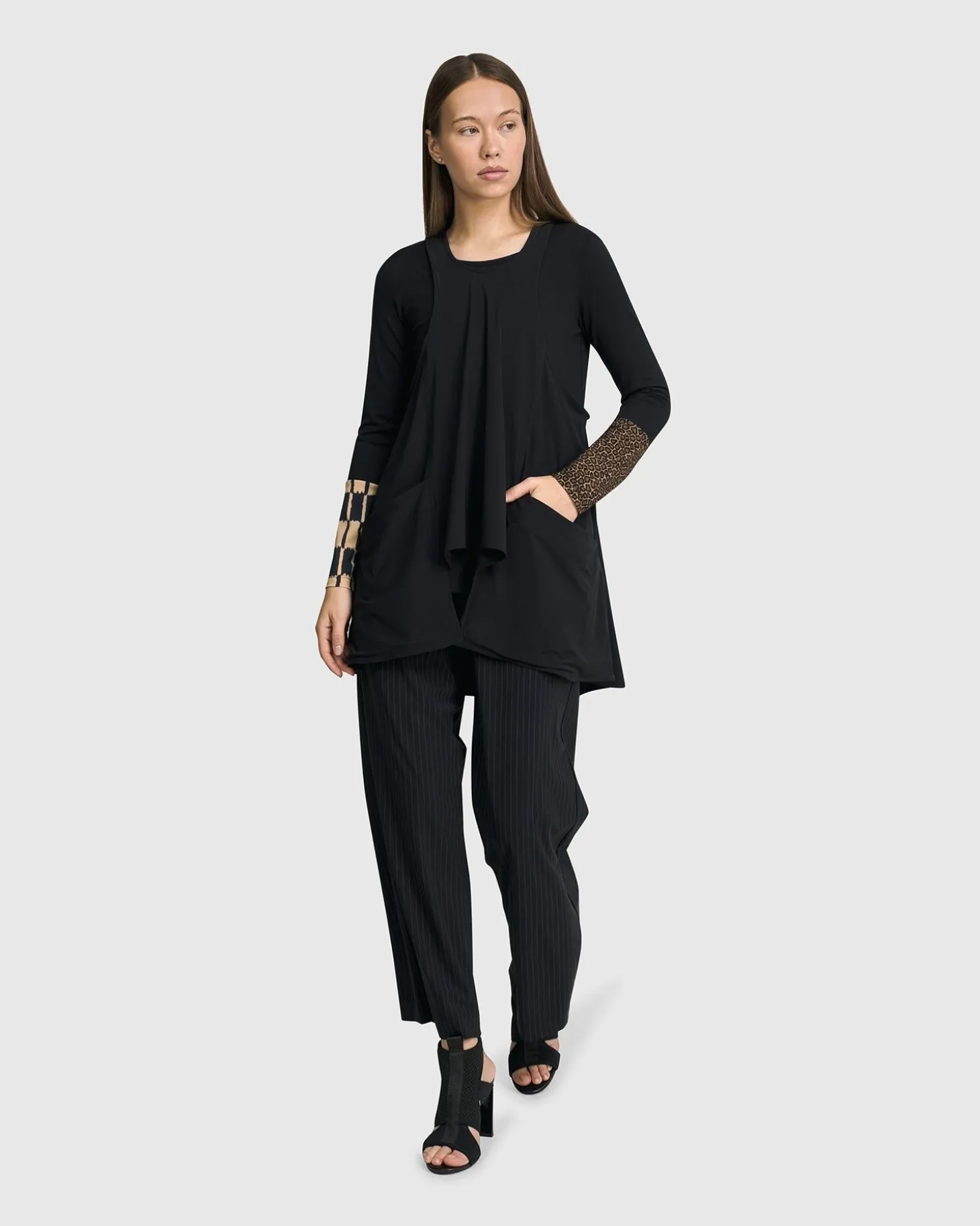 Women Alembika Shelley Apron Top, Black