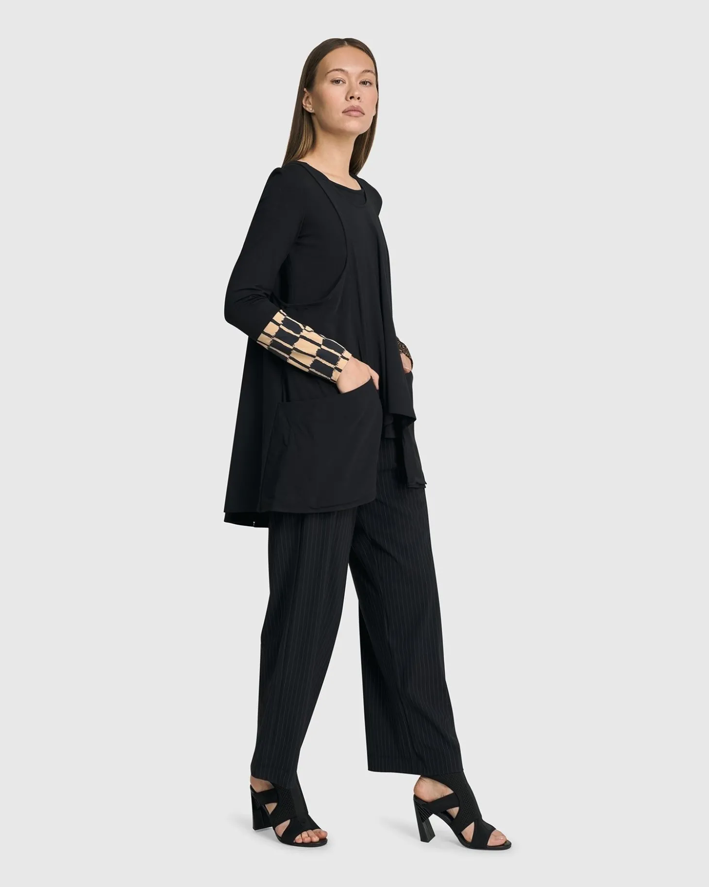 Women Alembika Shelley Apron Top, Black