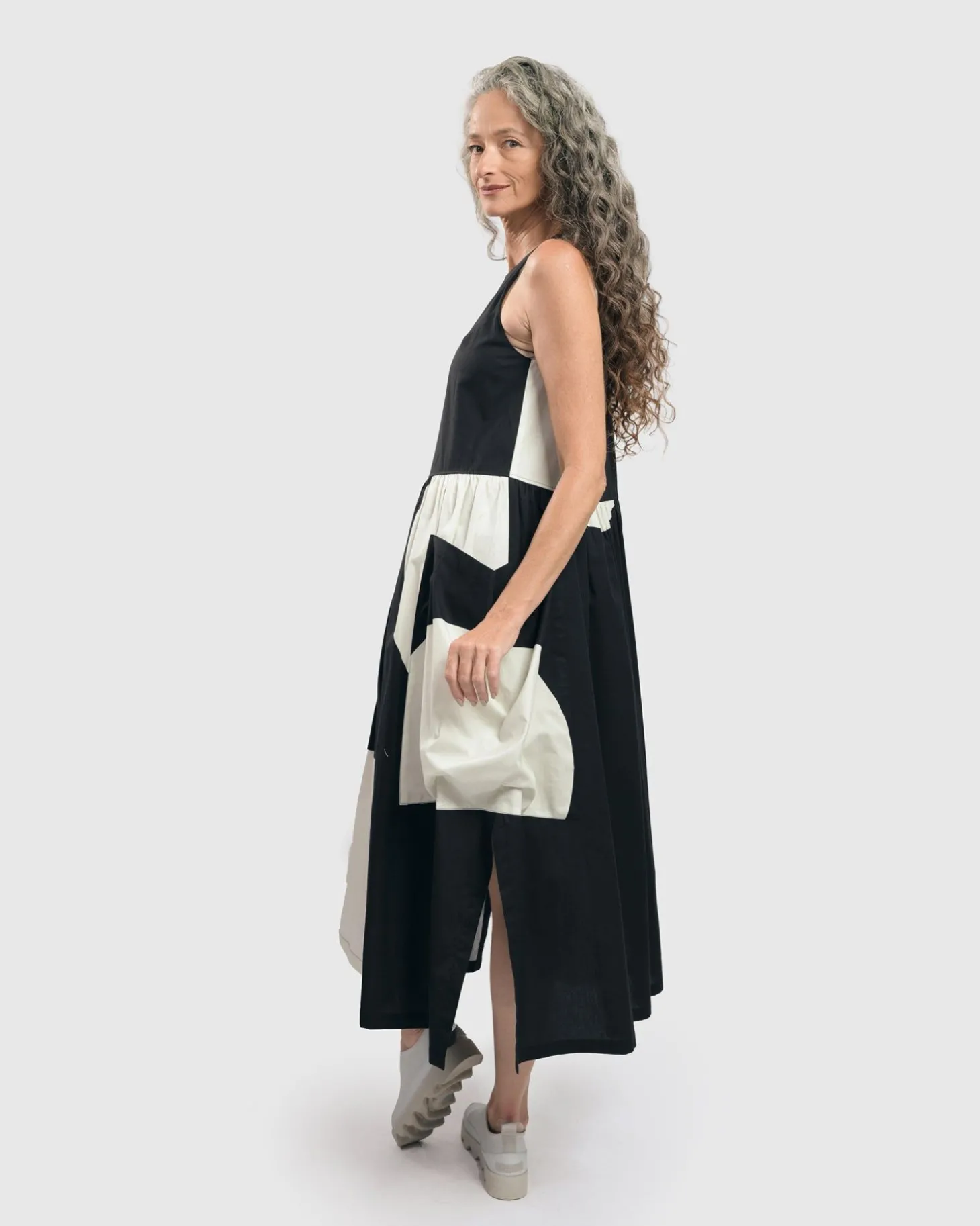 Women Alembika Sleeveless Maxi Dress, Black