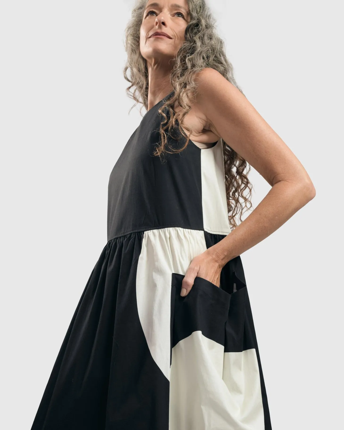 Women Alembika Sleeveless Maxi Dress, Black