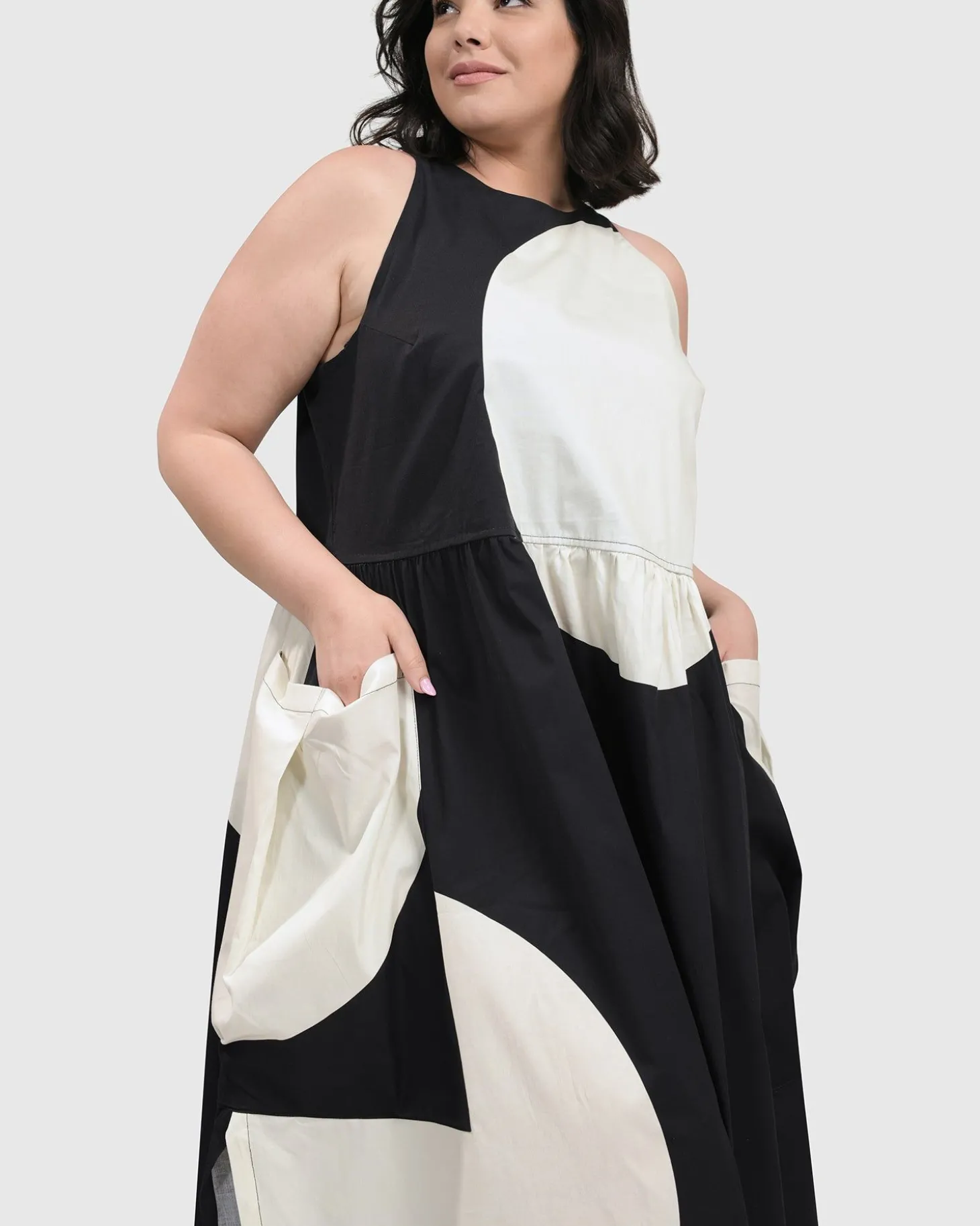 Women Alembika Sleeveless Maxi Dress, Black