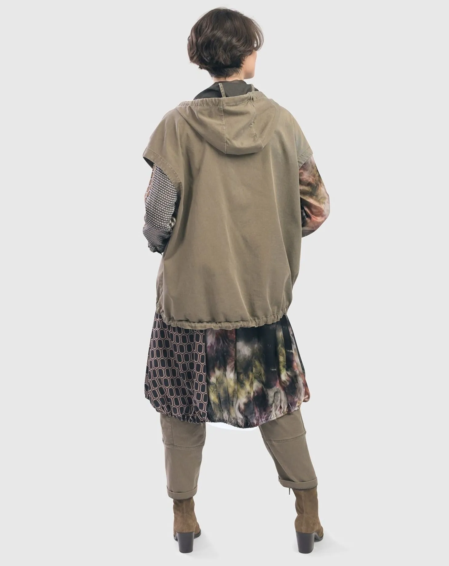 Women Alembika Soft Twill Drawstring Vest, Khaki
