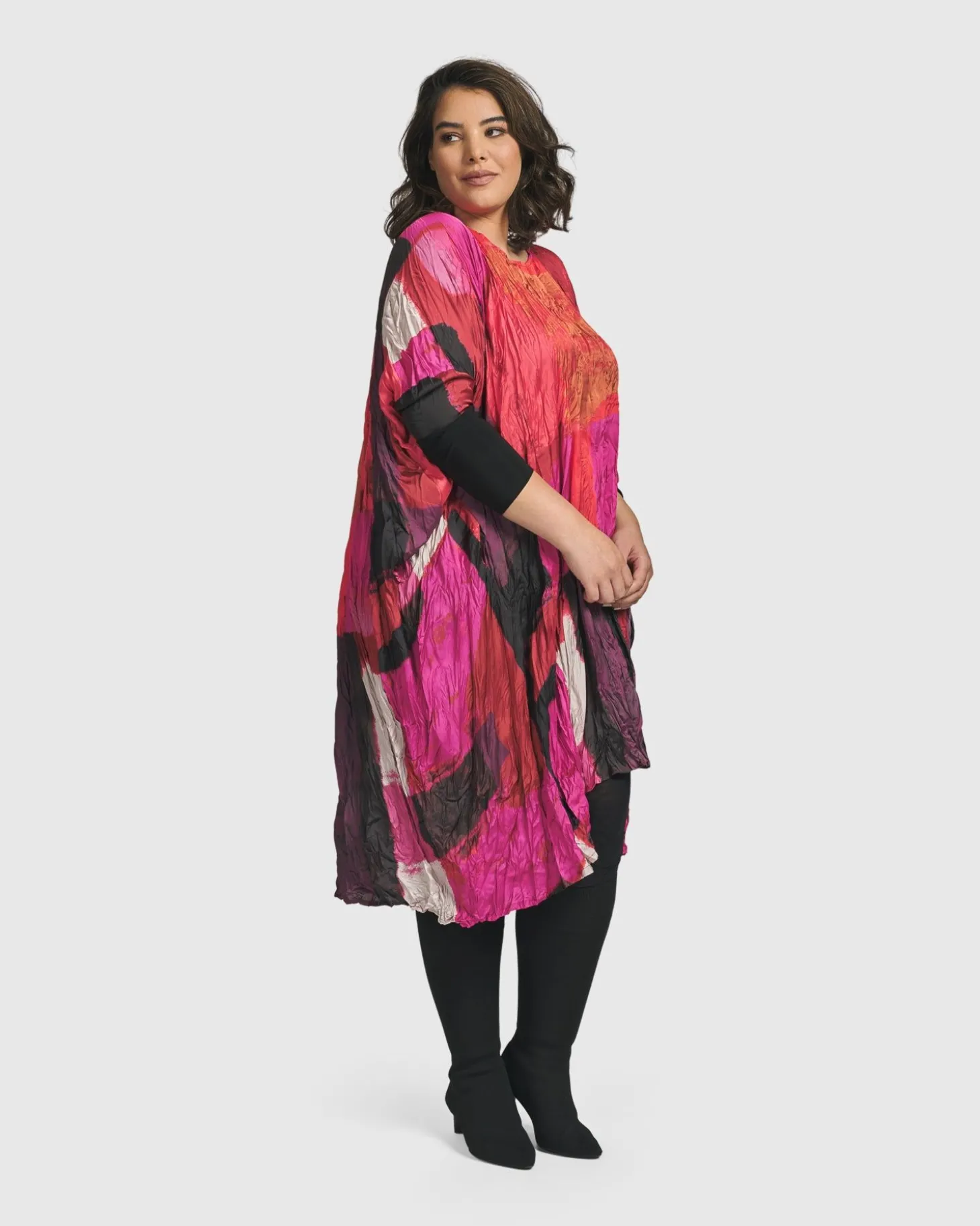 Women Alembika Sunset Strip Muumuu Dress, Magenta