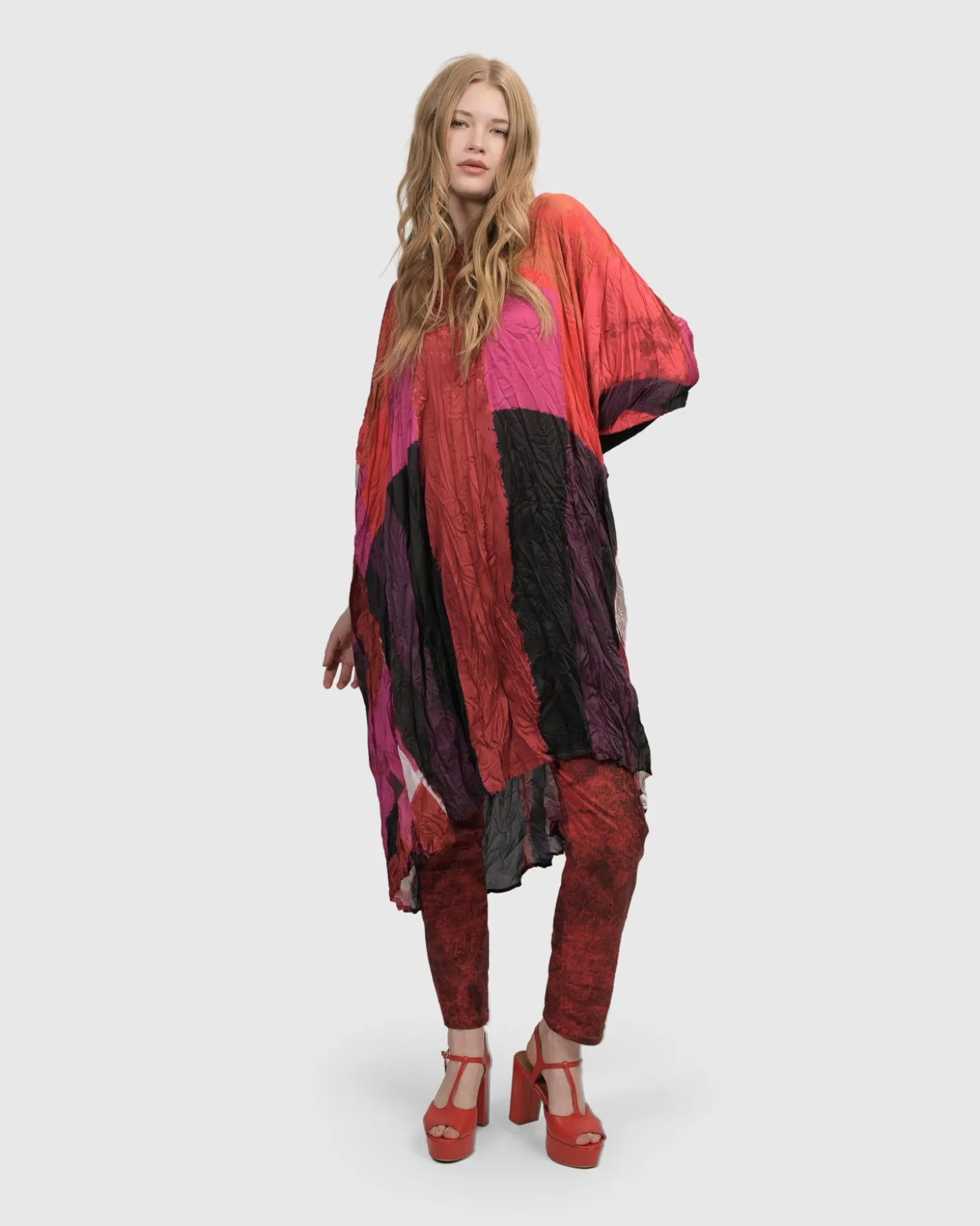Women Alembika Sunset Strip Muumuu Dress, Magenta