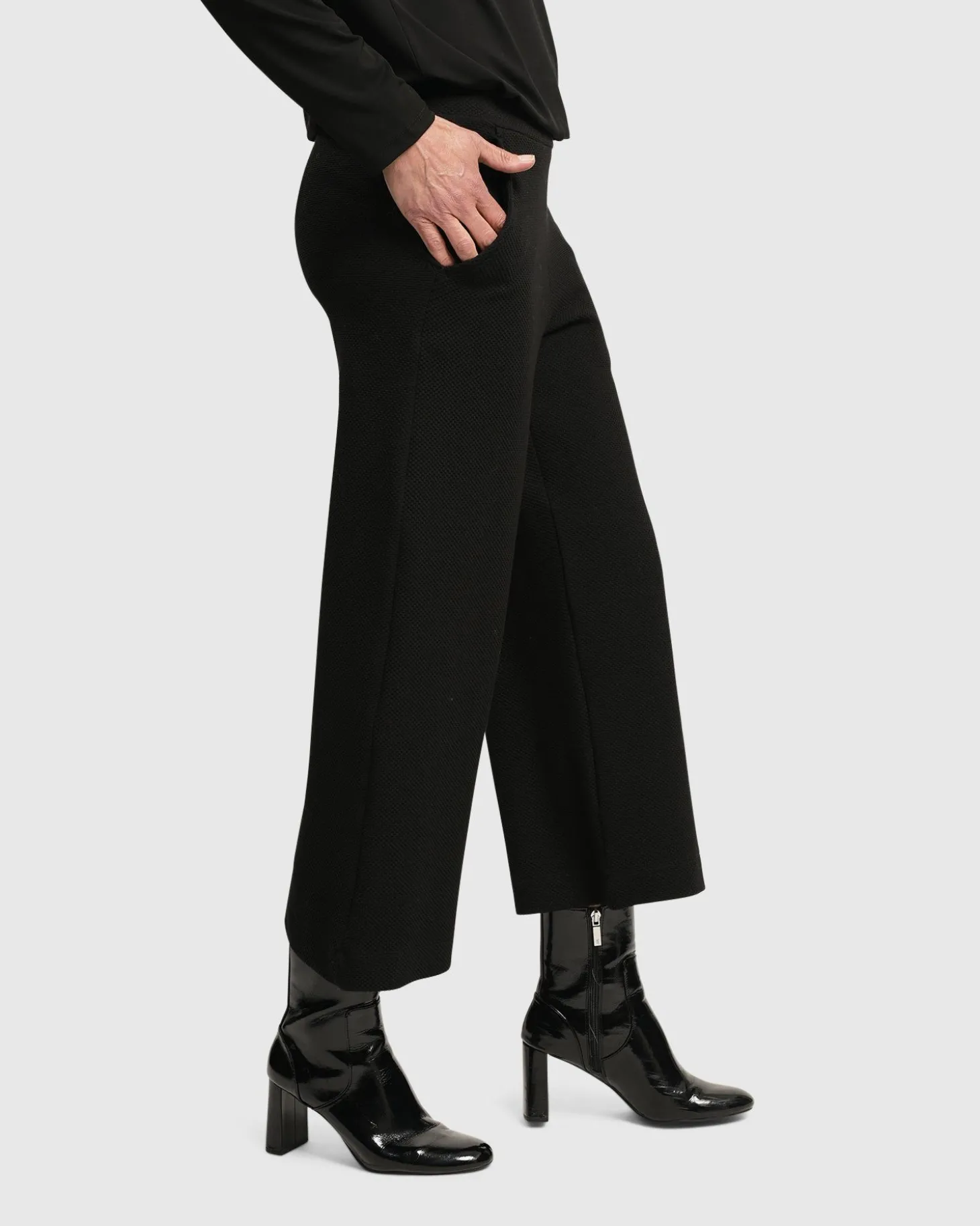 Women Alembika Superb Waffle Weave Ankle Pants, Black