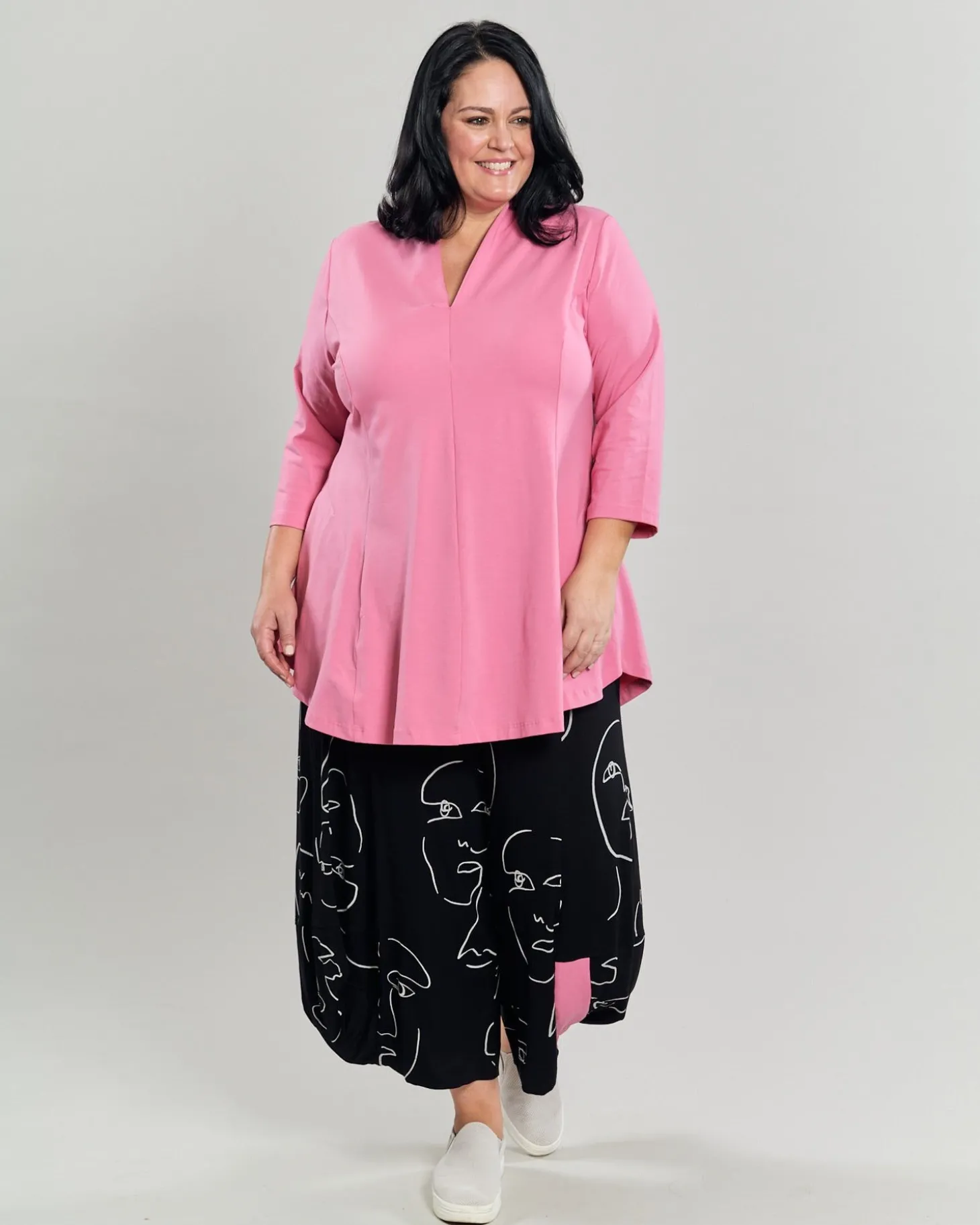 Women Alembika Susan Punto Pants, Faces
