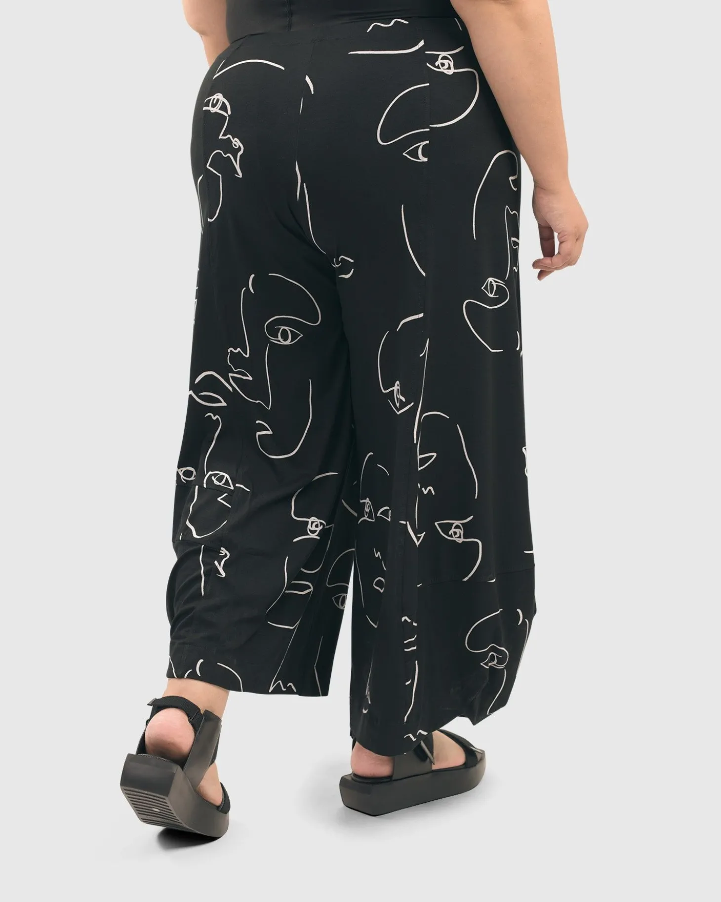 Women Alembika Susan Punto Pants, Faces