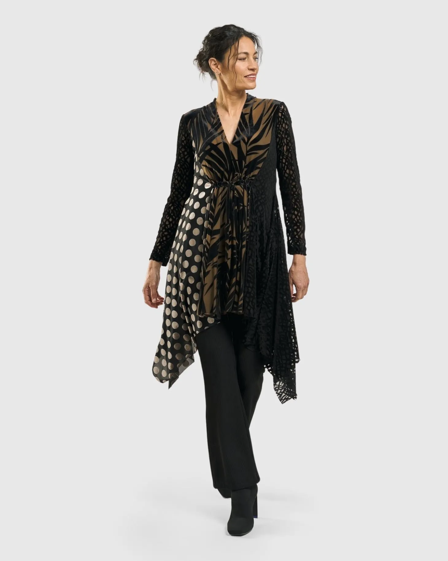 Women Alembika Synergy Tunic Top, Gold