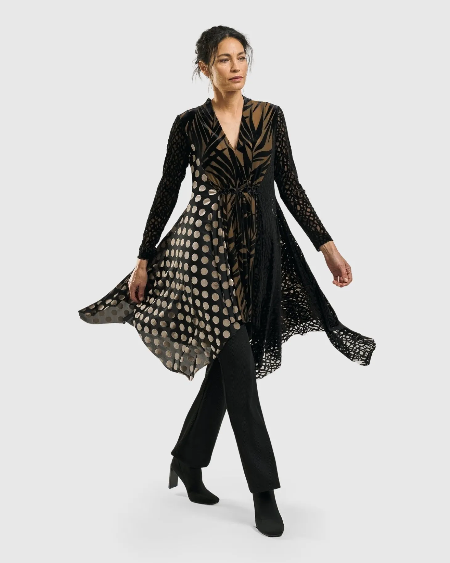 Women Alembika Synergy Tunic Top, Gold