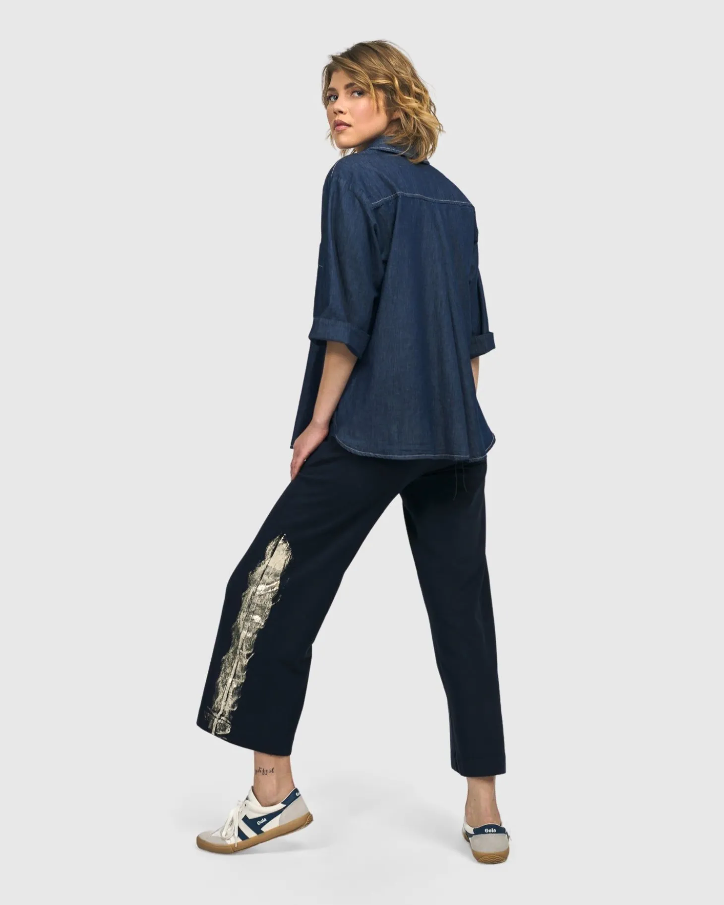 Women Alembika Tallahassee Popover Blouse, Denim