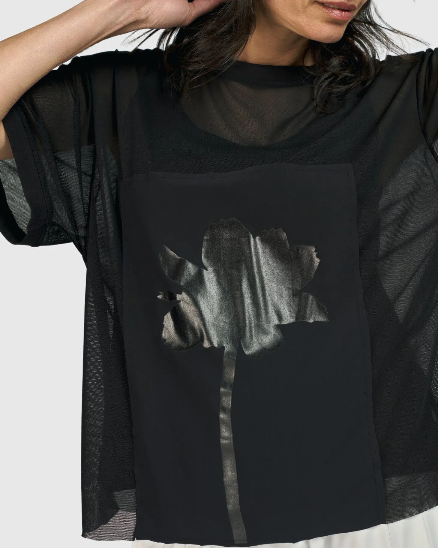 Women Alembika Tekbika Edith Mesh Tee, Flower