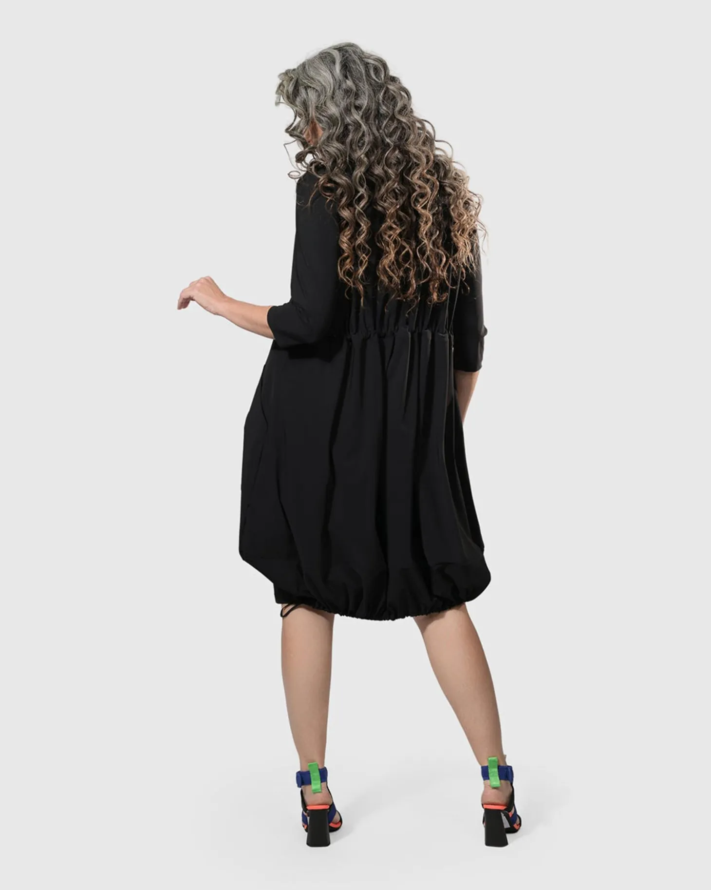 Women Alembika Tekbika Popover Dress, Black