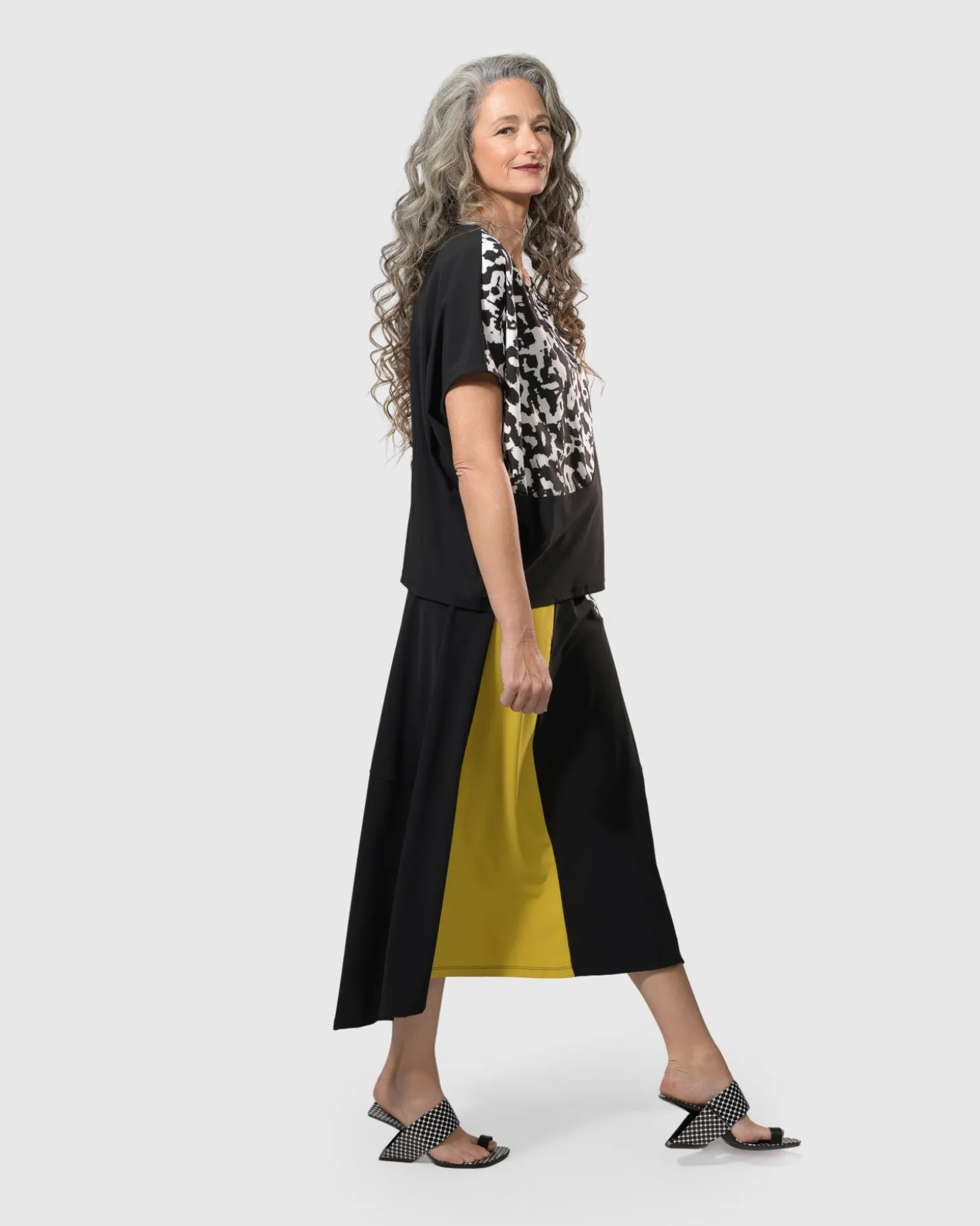 Women Alembika Tekbika Swing Maxi Skirt, Yellow/Print