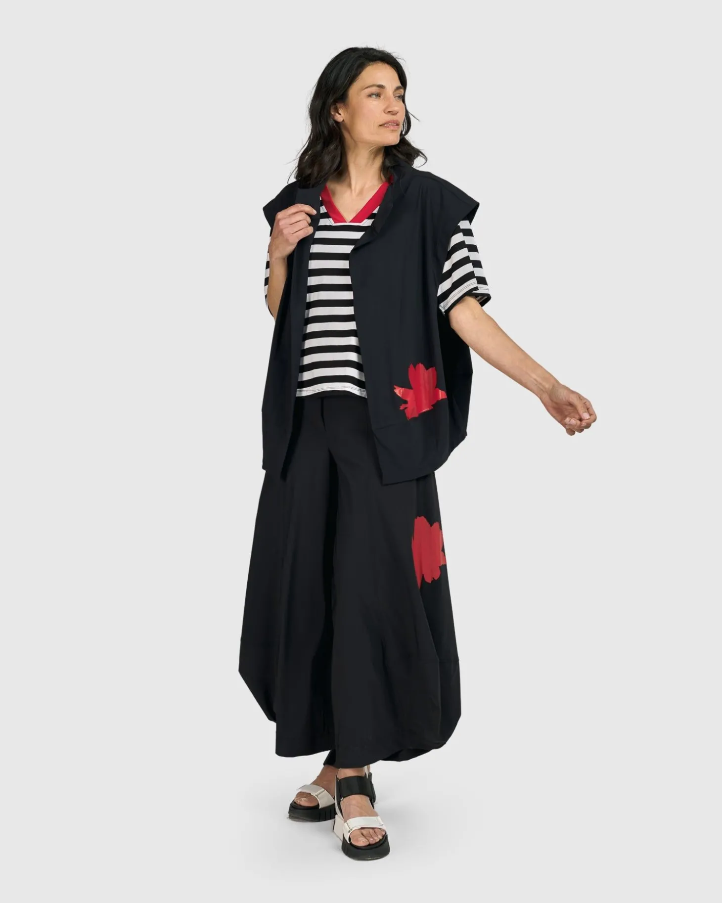 Women Alembika Tekbika Versaille Go-To Vest, Flower