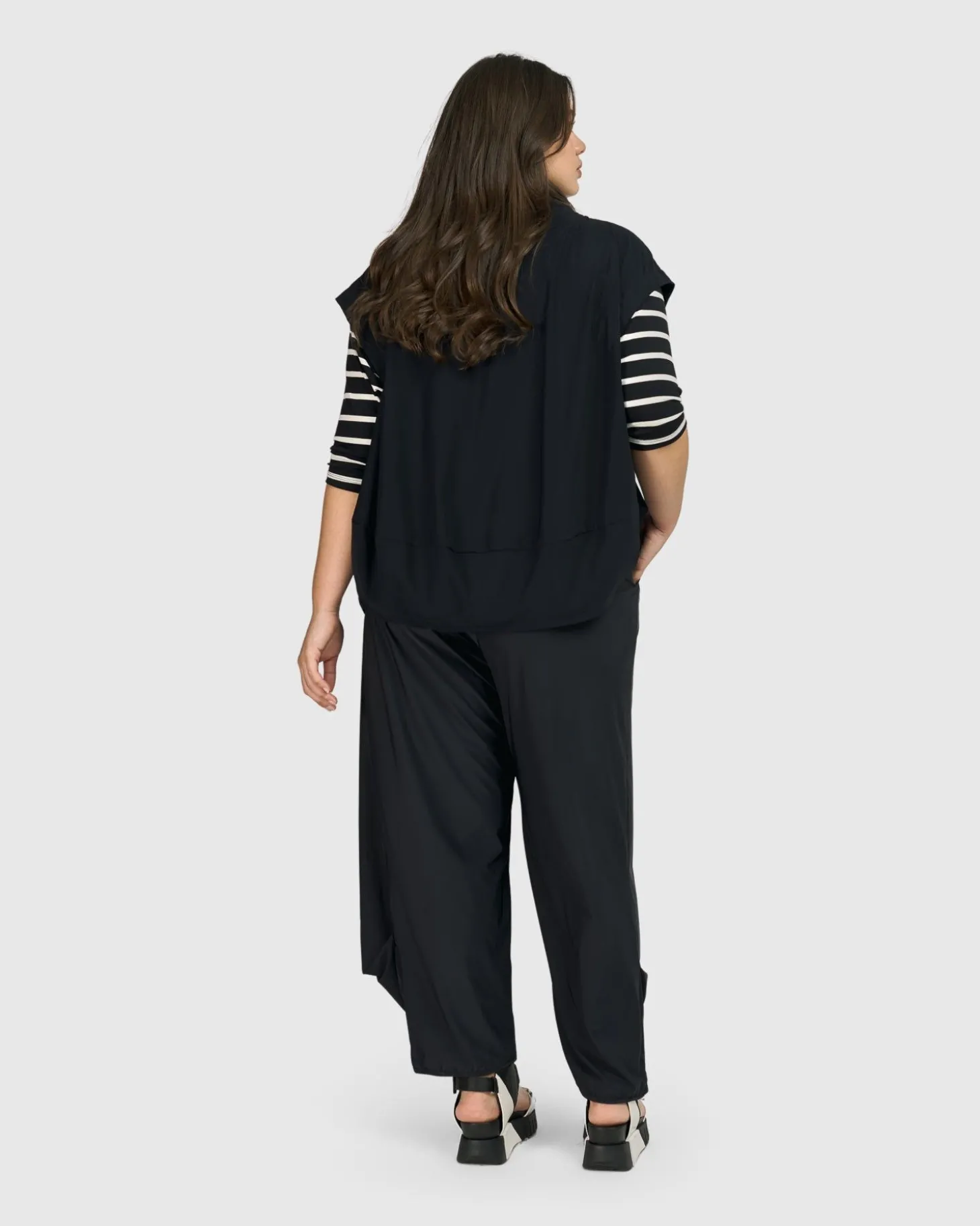 Women Alembika Tekbika Versaille Go-To Vest, Flower