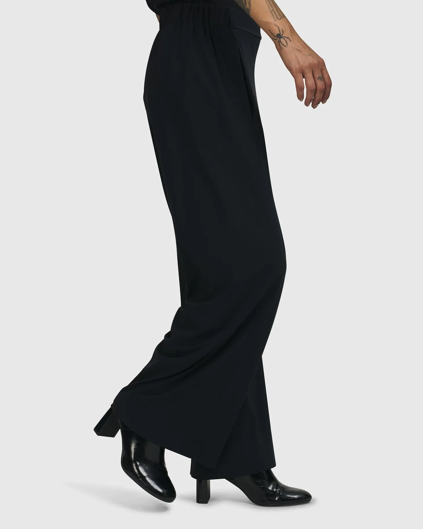 Women Alembika Trinity Straight Leg Pants, Black