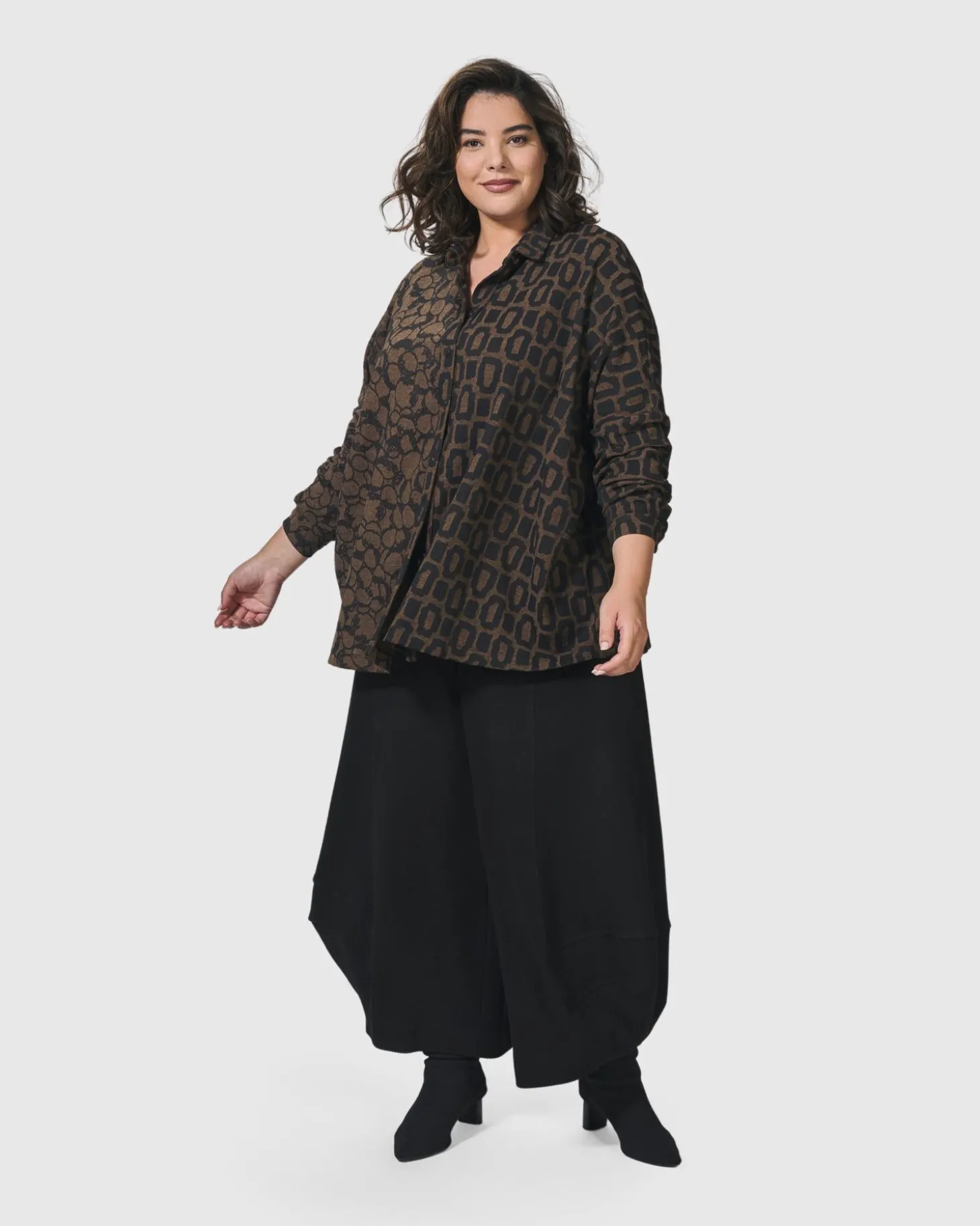 Women Alembika Unstoppable Oversized Cardigan, Coffee