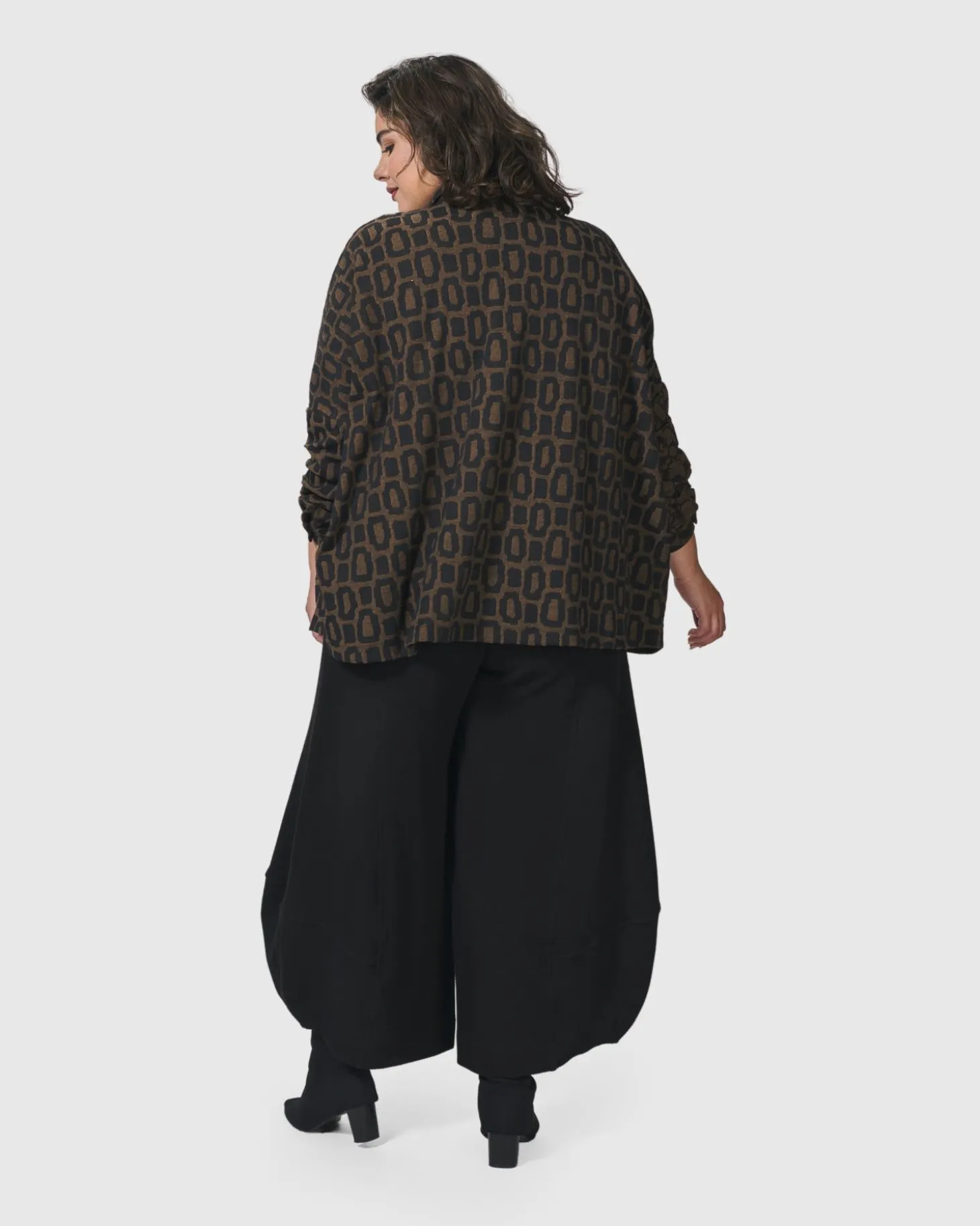 Women Alembika Unstoppable Oversized Cardigan, Coffee