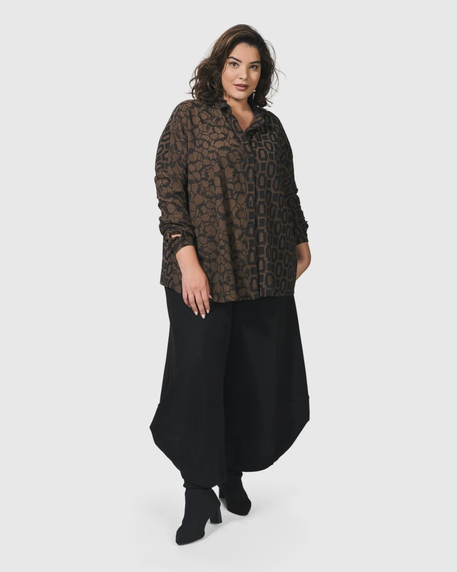 Women Alembika Unstoppable Oversized Cardigan, Coffee