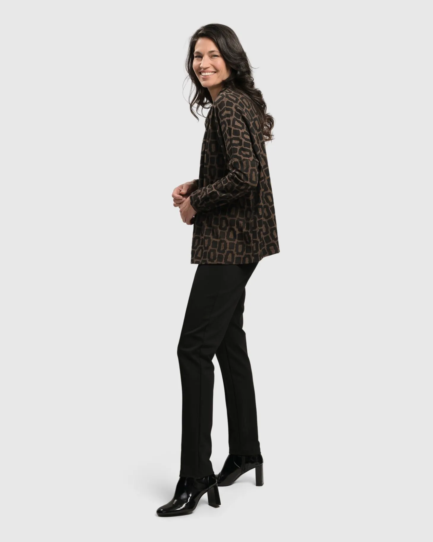 Women Alembika Unstoppable Oversized Cardigan, Coffee