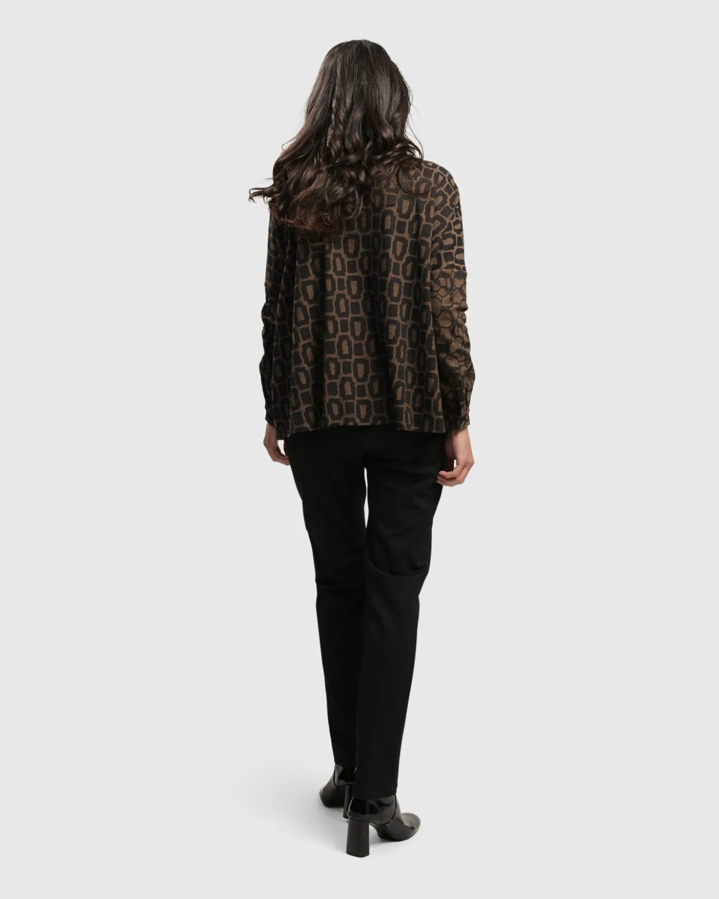 Women Alembika Unstoppable Oversized Cardigan, Coffee