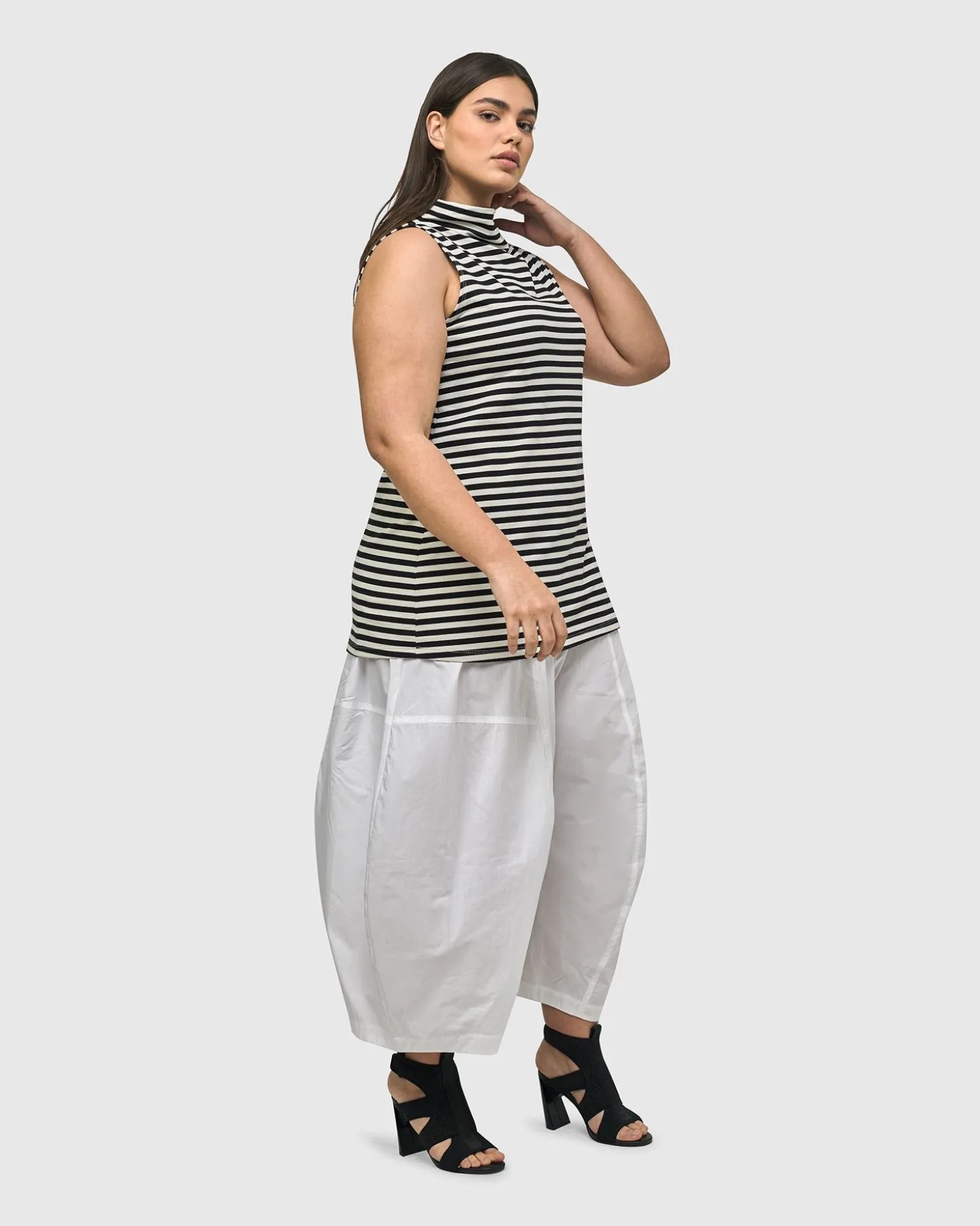 Women Alembika Urban Borough Balloon Pants, White